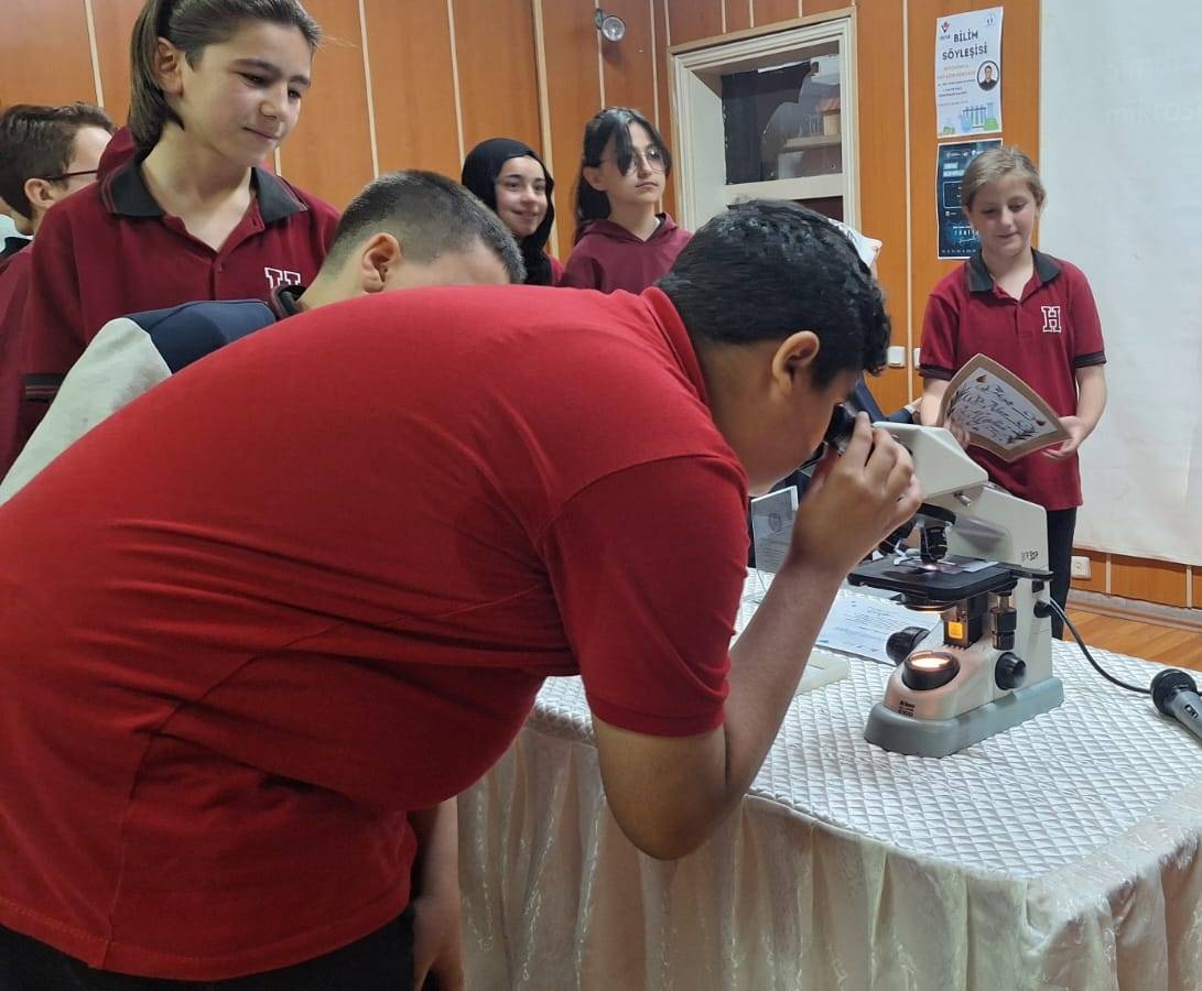 Afsü’lü Akademi̇syenden Eği̇ti̇me Anlamli Katki5