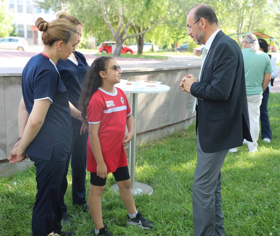 Afsü’nün Akademi̇k Ve İdari̇ Personeli̇ Bayramlaşti3