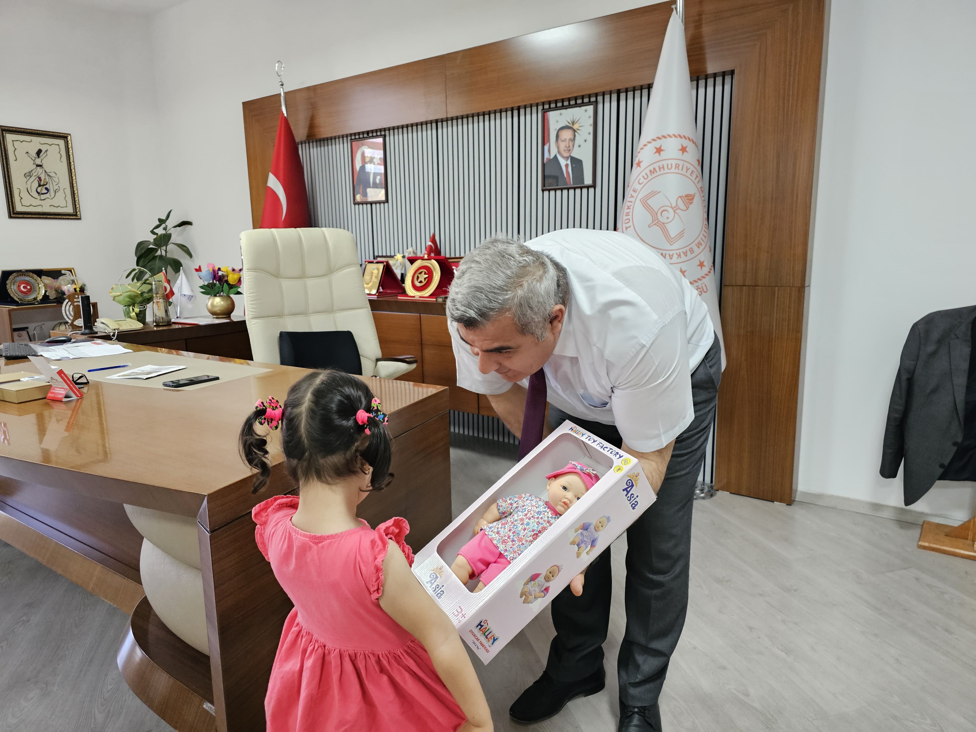 Afyon Temali Dergi̇, İl Mi̇lli̇ Eği̇ti̇m Müdürüyle Buluştu3
