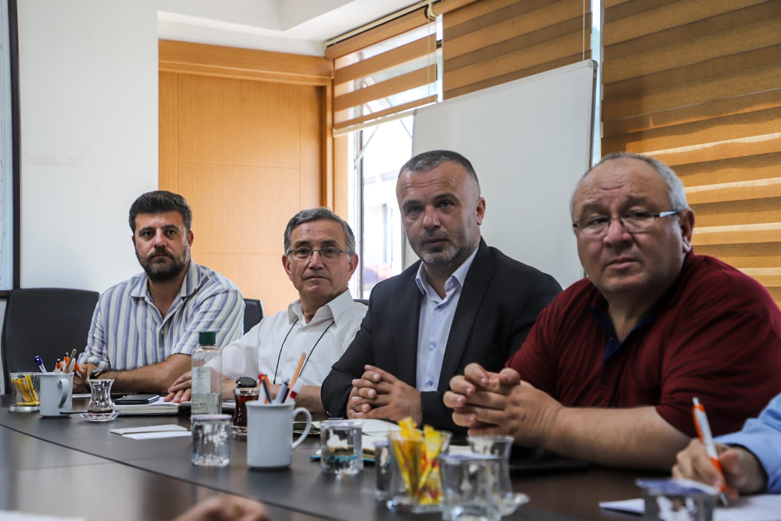 Afyon’da Halk Günü Başkan Şahi̇n Vatandaşlarla Bi̇rebi̇r Görüştü52