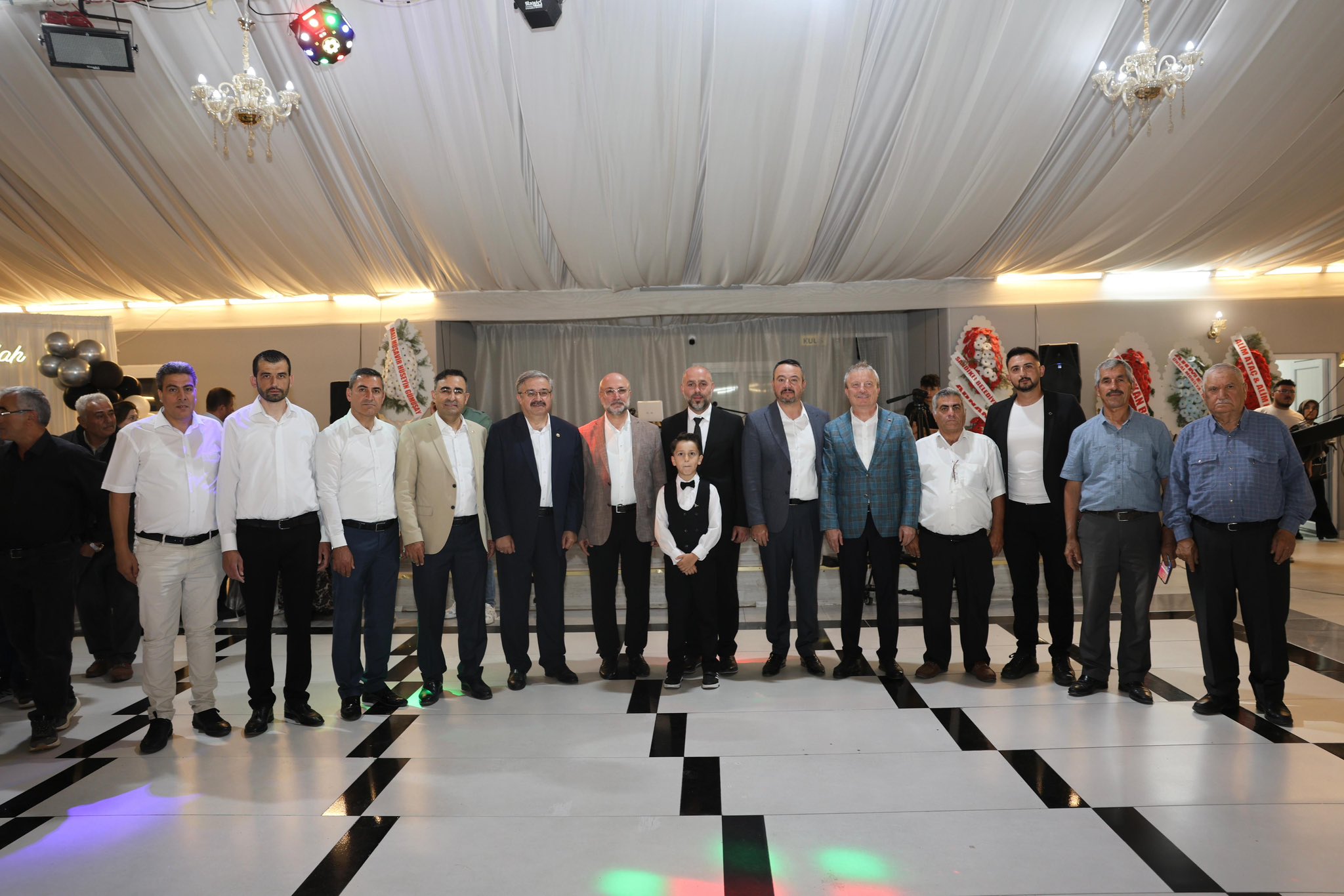Ak Parti̇ Heyeti̇ Sandikli’da Sünnet Merasi̇mi̇nde Buluştu1