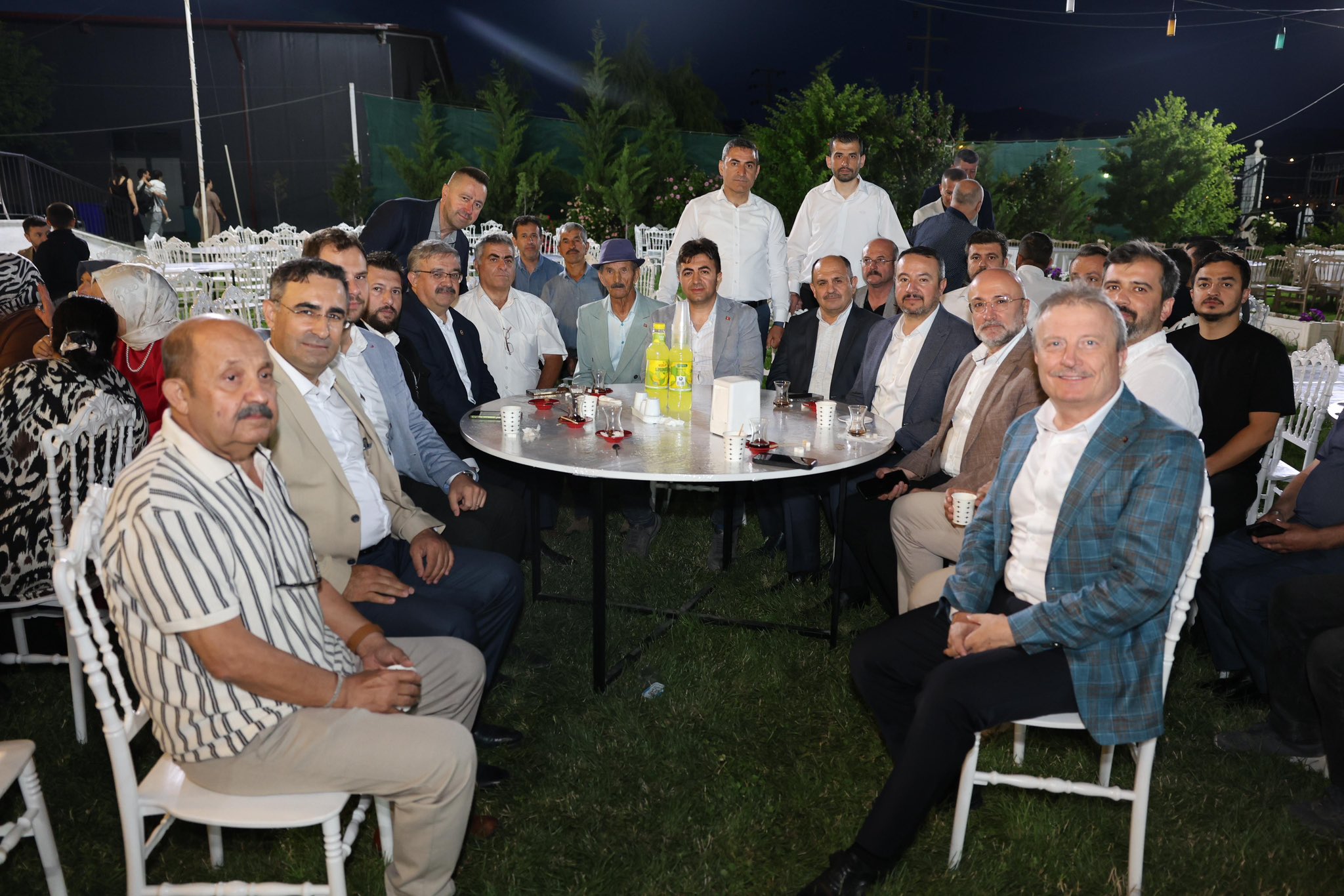 Ak Parti̇ Heyeti̇ Sandikli’da Sünnet Merasi̇mi̇nde Buluştu4