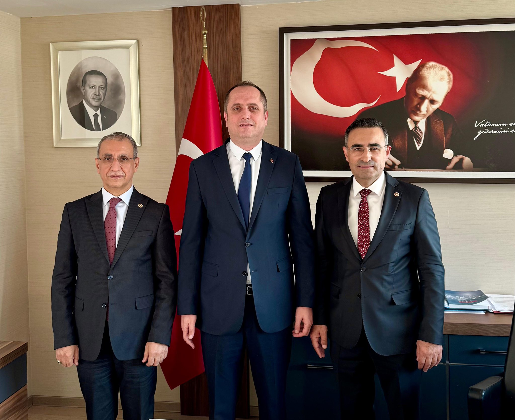 Ak Parti̇li̇ Arslan Ve Dusak’tan Sağlik Bakanliğina Zi̇yaret