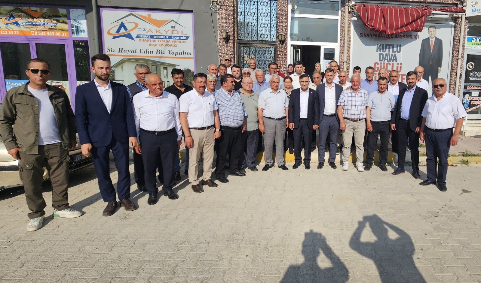 Ak Parti̇li̇ Veki̇llerden Kurban Bayrami'nda Teşki̇latlara Tam Kadro Zi̇yaret