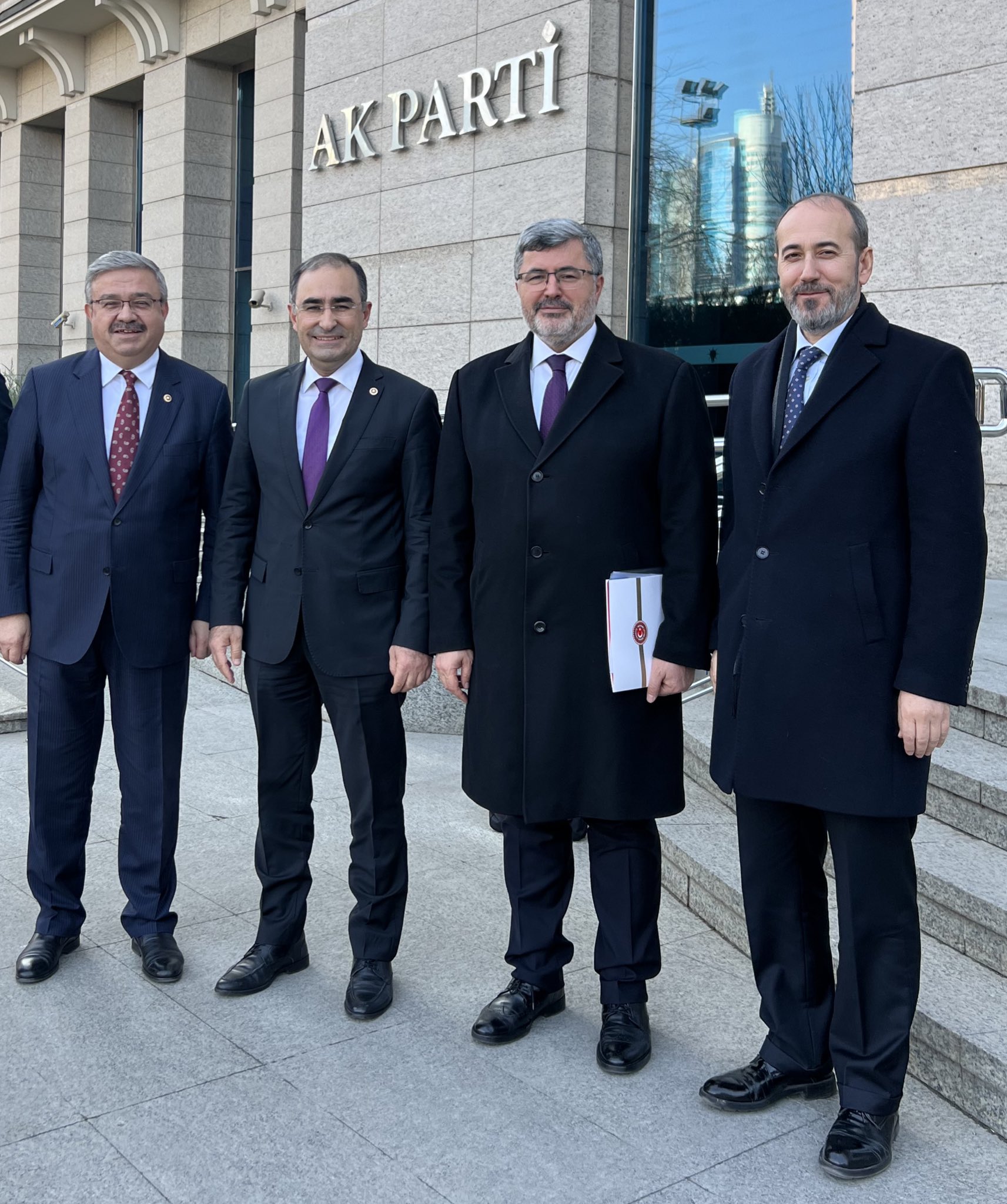 Ak Parti̇li̇ Veki̇llerden Yeni̇ Sağlik Müdürü Öztürk’e Tebri̇k Ve Başari Di̇leği̇1