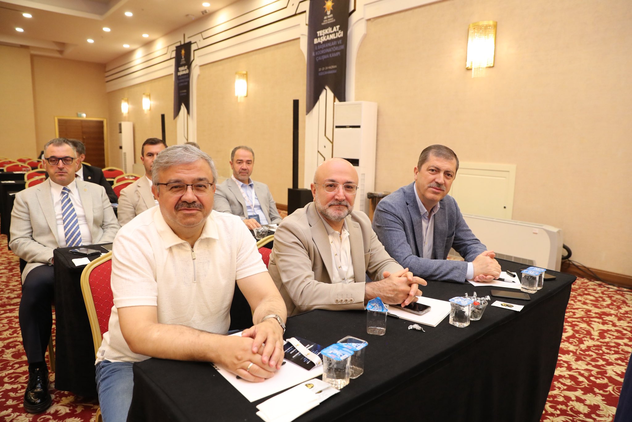 Ak Parti̇li̇ Yurdunuseven Ve Şahi̇n’den Kizilcahamam’a Son Gün Değerlendi̇rmesi̇1