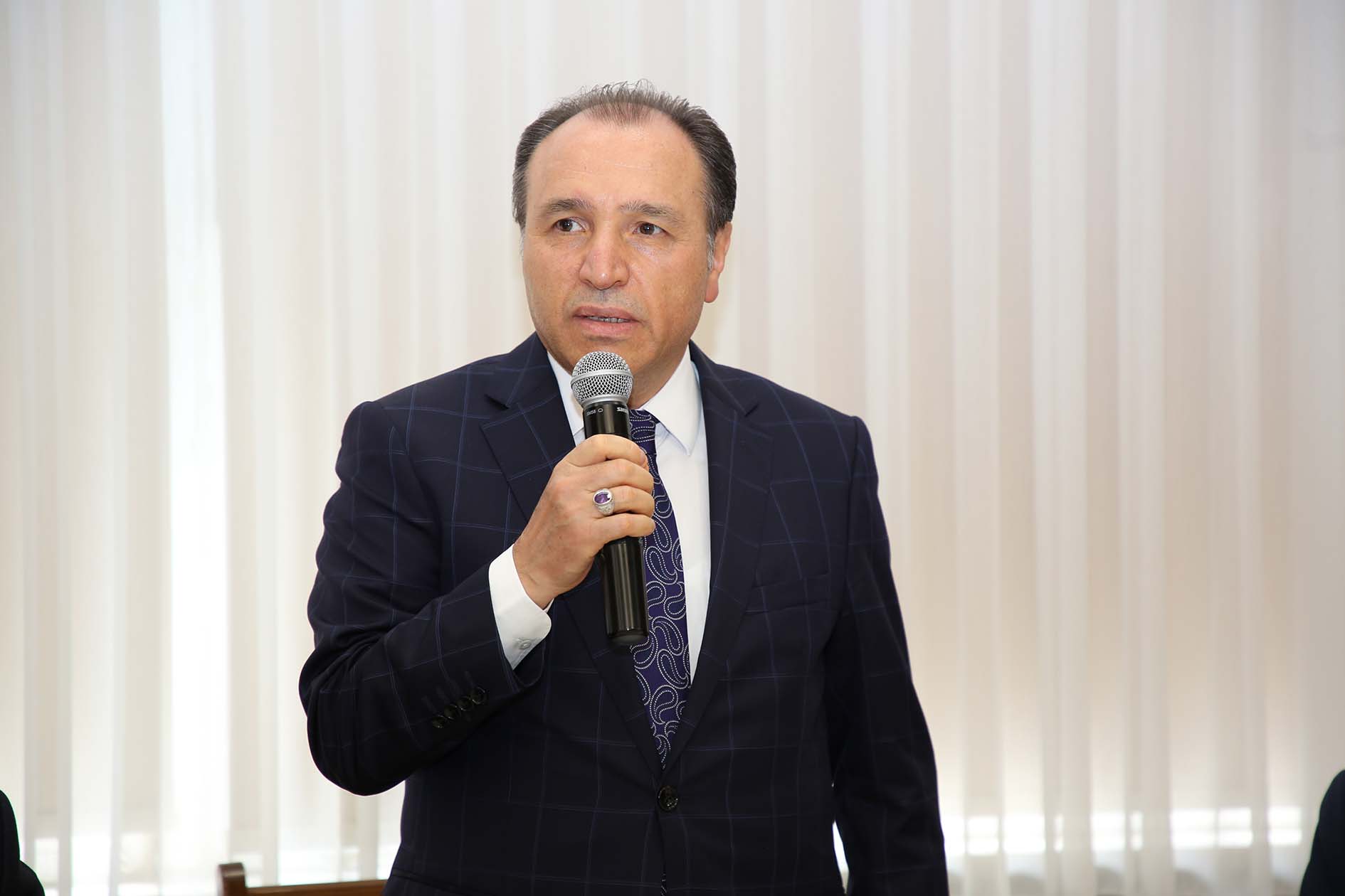 Akü’de Bayramlaşma Töreni̇ Gerçekleşti̇ri̇ldi̇2