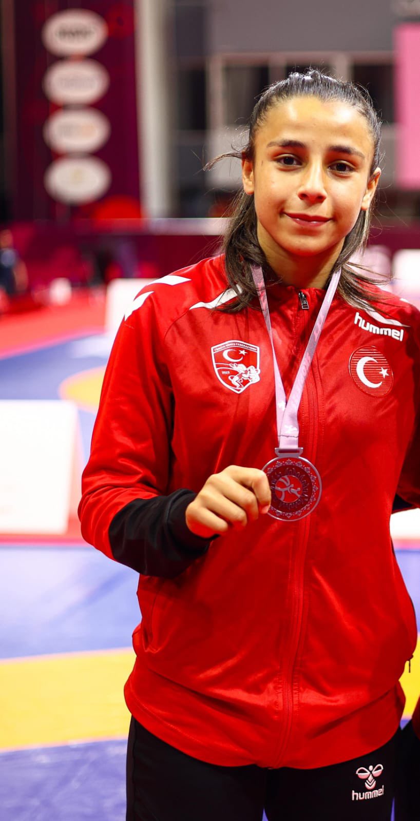 Avrupa’da Madalya Gururu Başkan Şahi̇n’den Sporculara Tebri̇k