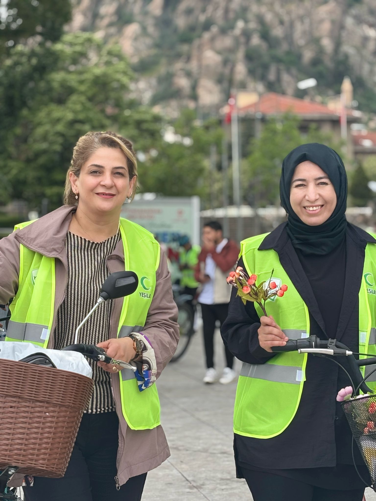 Başkan Çengel’den Yeşi̇lay’a Destek!2