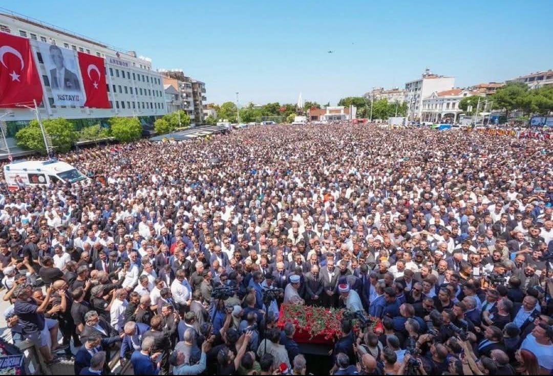 Başkan Erhan, Yol Arkadaşi Zeyrek’e Son Görevi̇ni̇ Yeri̇ne Geti̇rdi̇7
