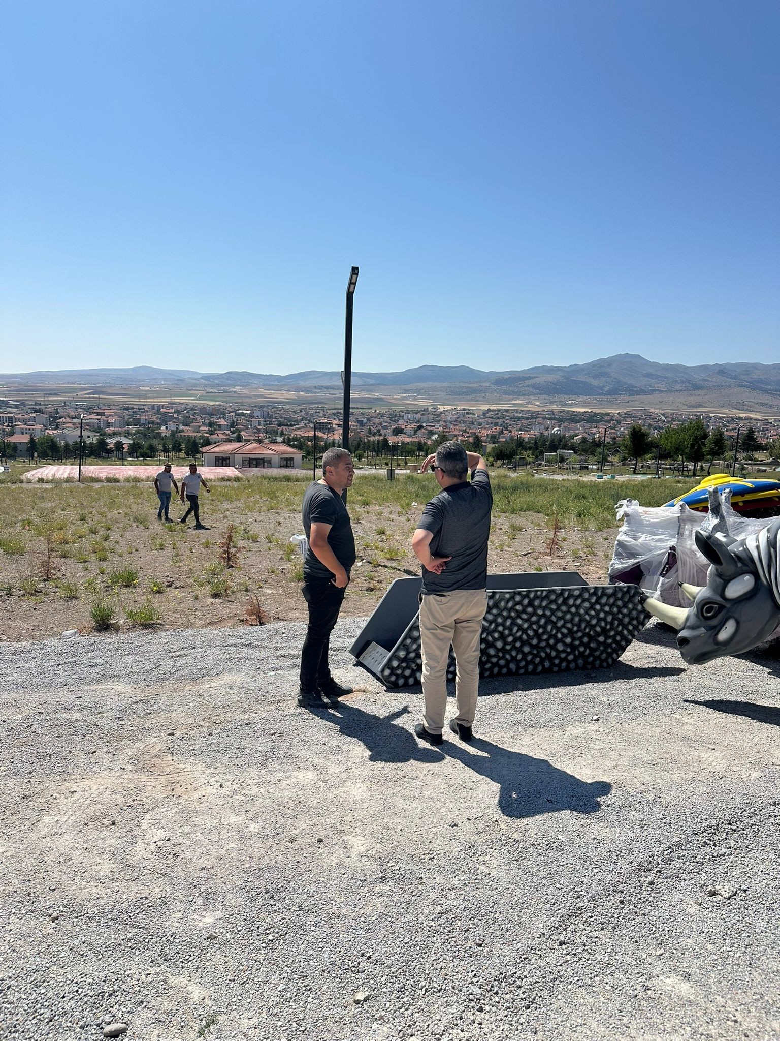Başkan Koyuncu, Temati̇k Park Projesi̇ni̇ Yeri̇nde İnceledi̇9