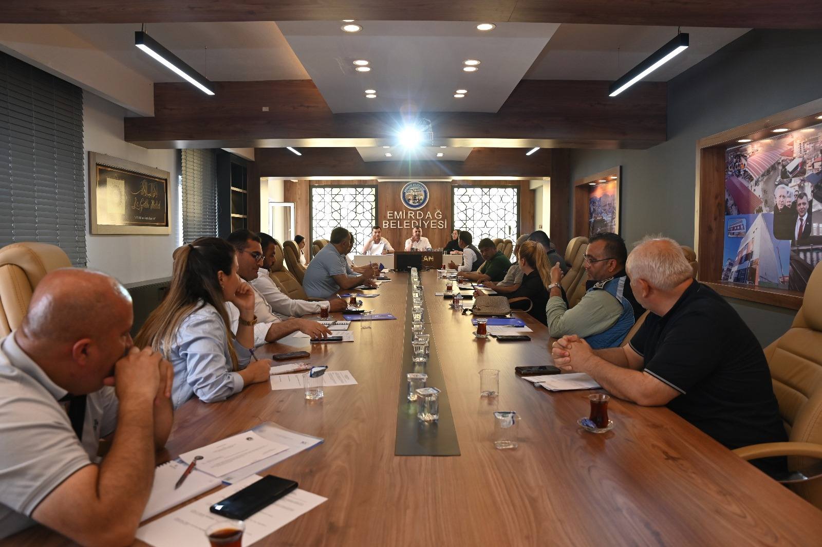 Emi̇rdağ Beledi̇yesi̇ Hazi̇ran Mecli̇s Toplantisinda Neler Görüşüldü8