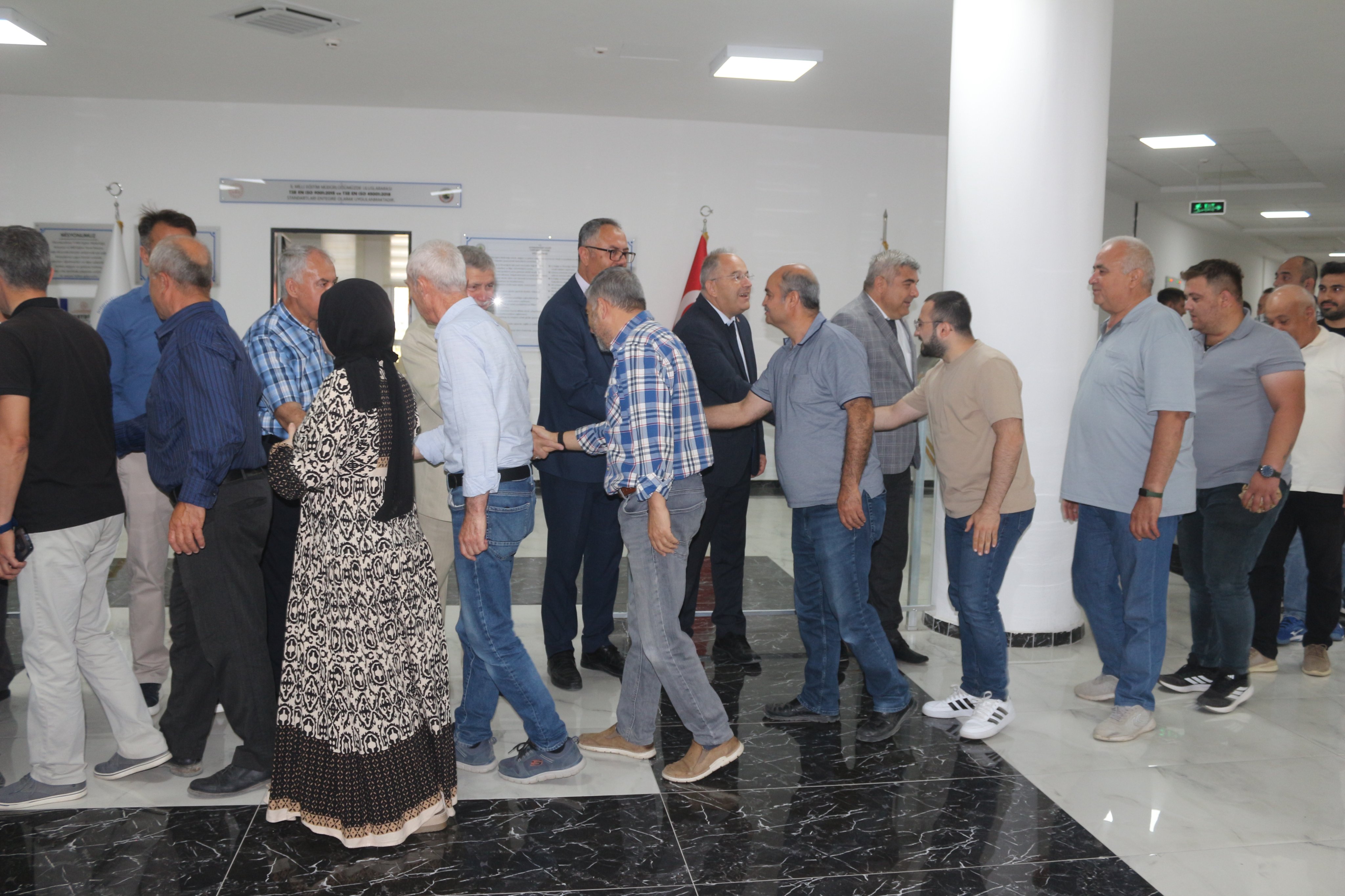 İl Mi̇lli̇ Eği̇ti̇m Müdürlüğünde Bayramlaşma Töreni̇ Gerçekleşti̇ri̇ldi̇2