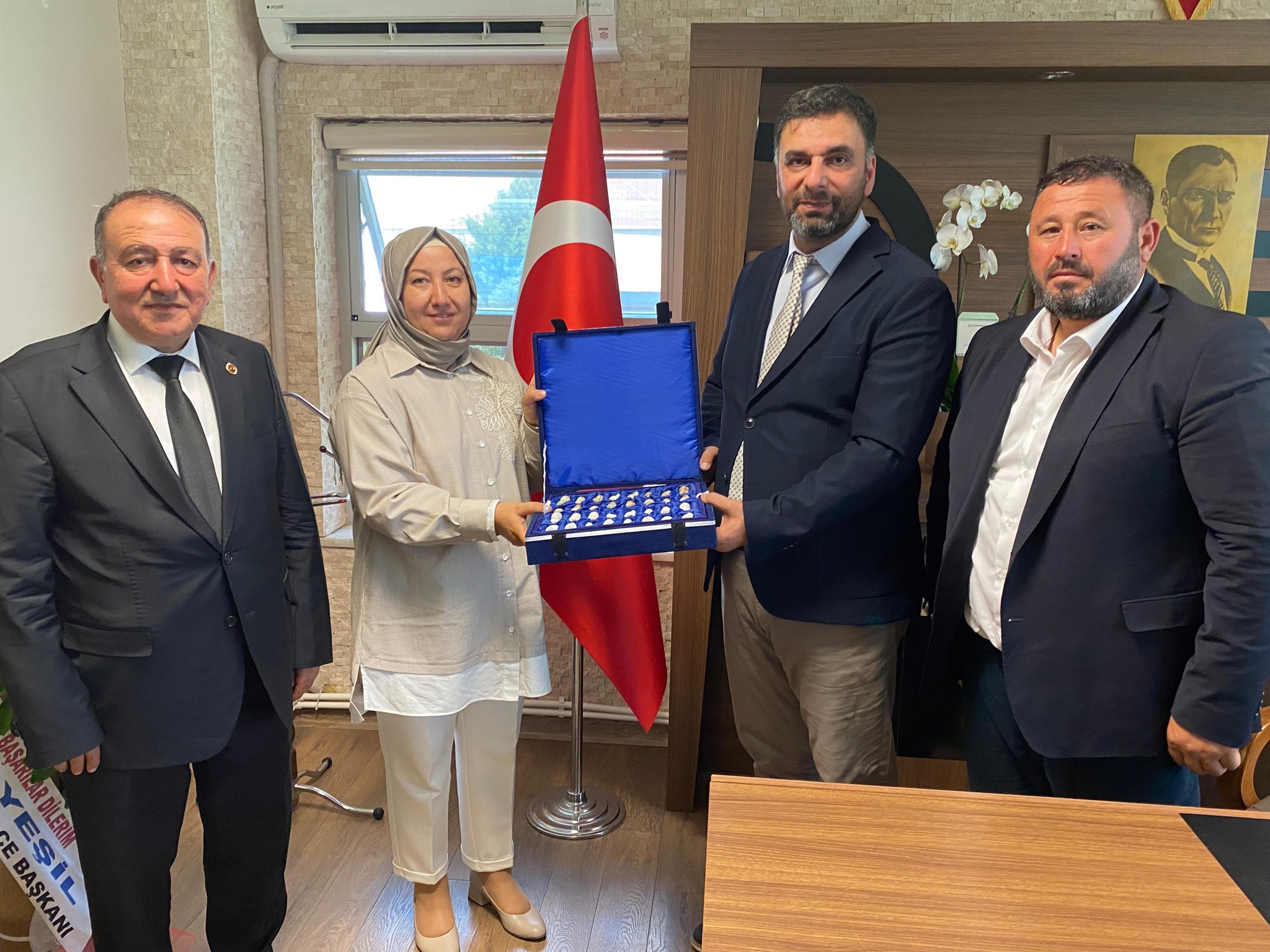 İscehi̇sar’dan Yeni̇ Müdüre Zi̇yaret 1