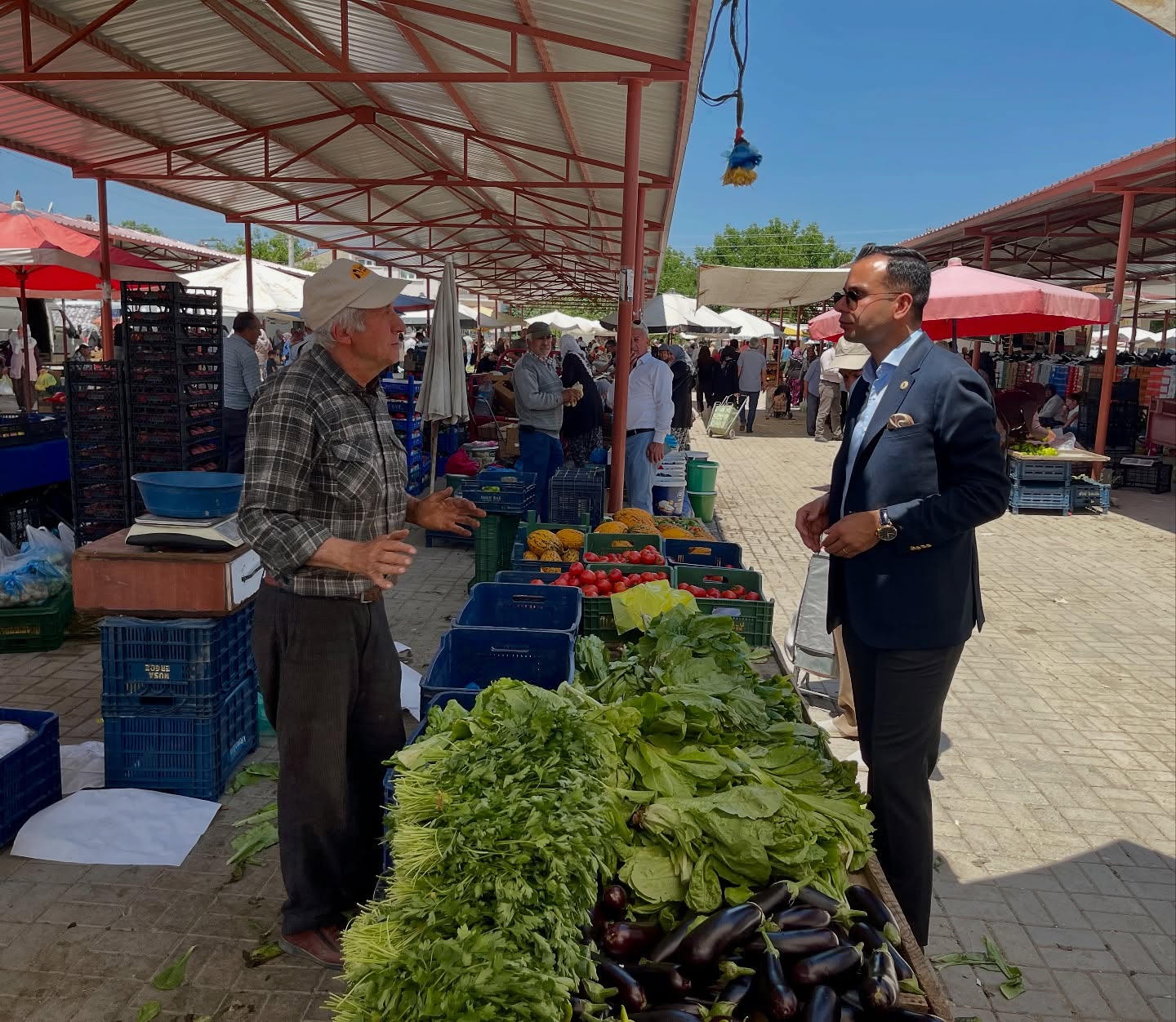 Kaymakam Vatandaşlari Di̇nledi̇ 1