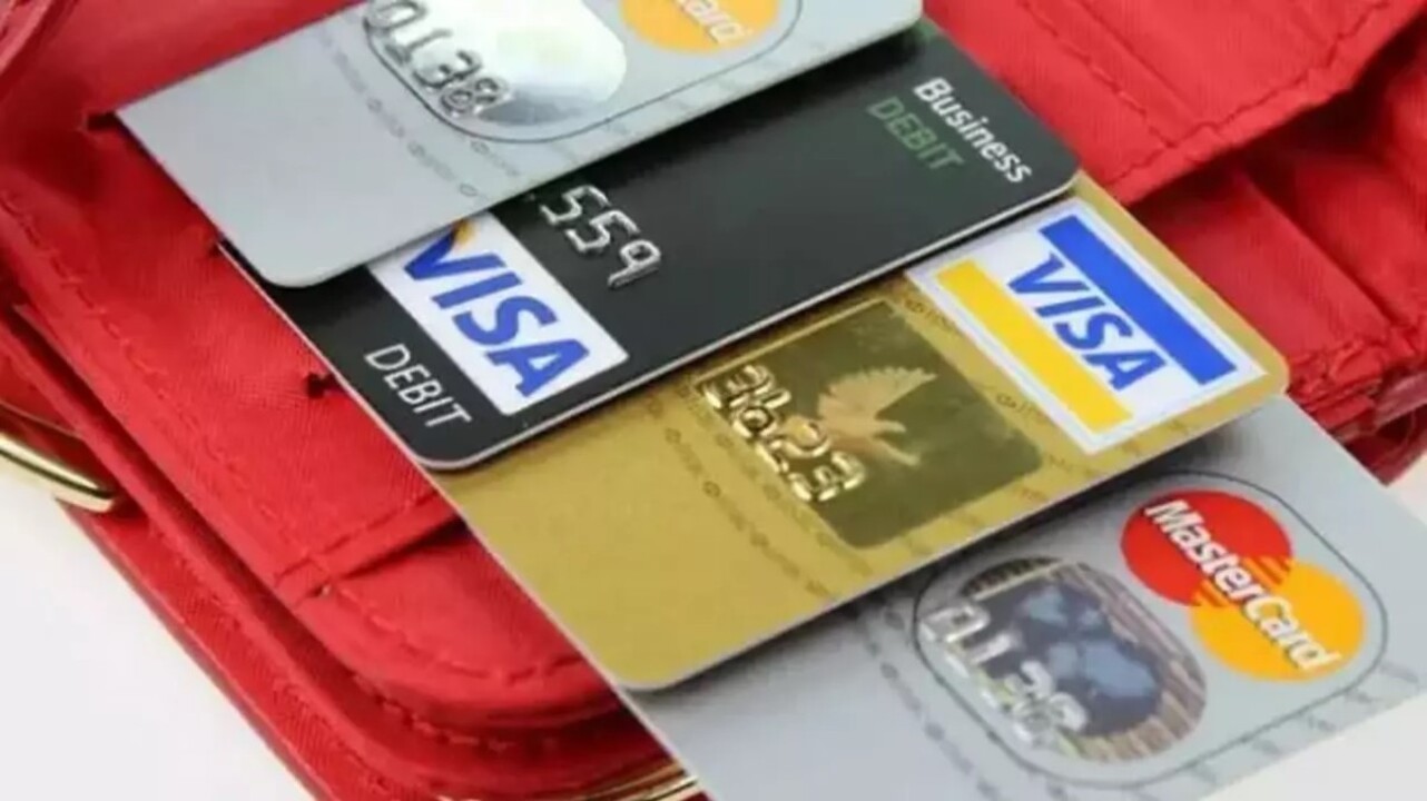 Kredi Kartlarinda Buyuk Sok Taksit Ve Limitte Kontrollu Donem Basliyor