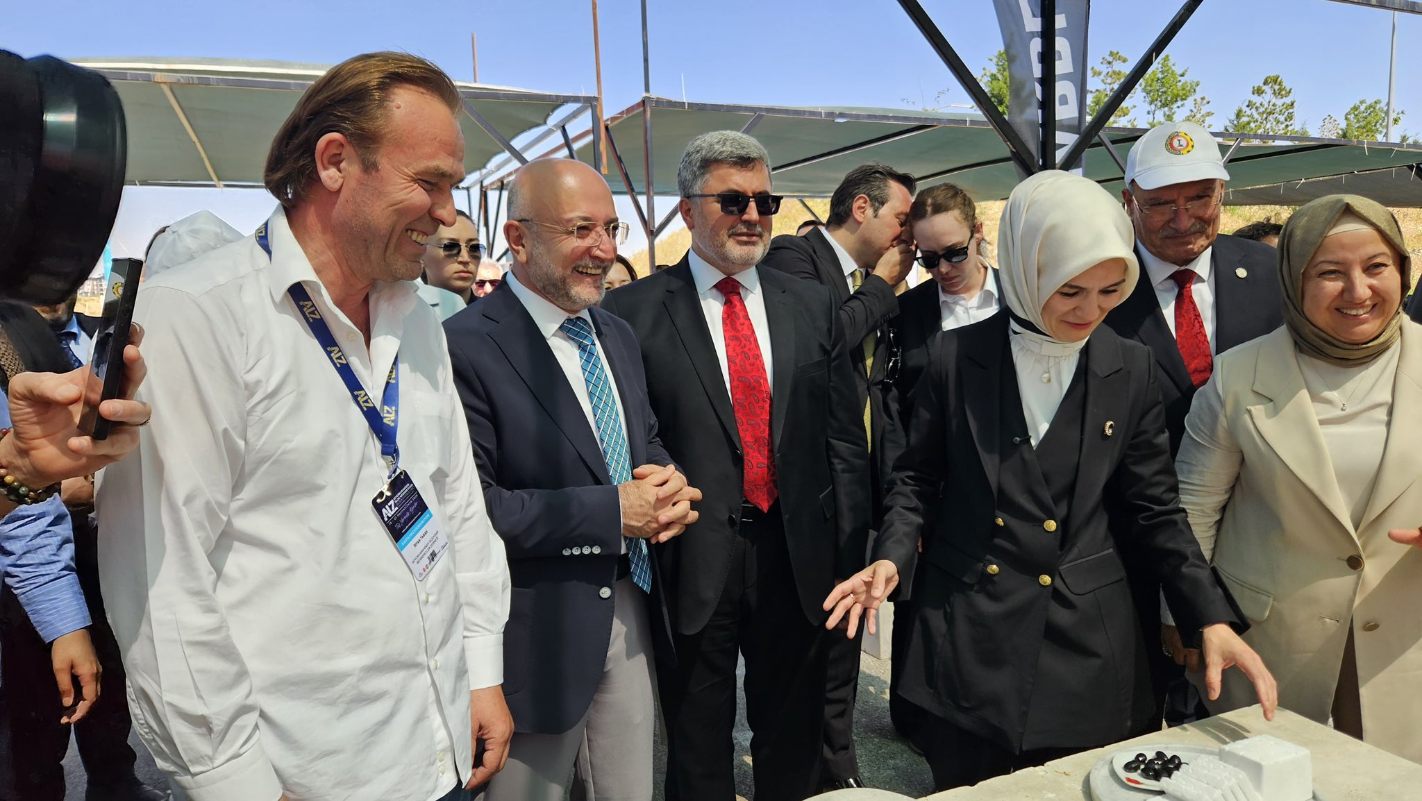 Mermer Fuari’na Güçlü Katilim Bakan Göktaş Ve Ak Parti̇ Protokolüyle Sahada54