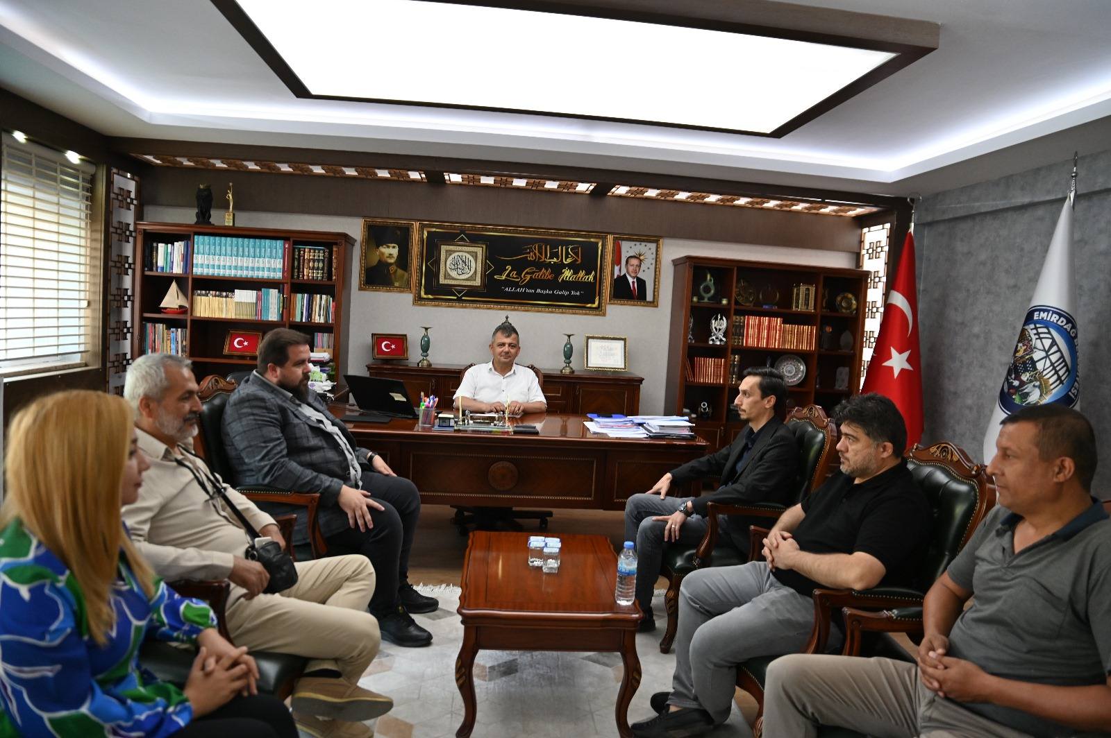 Mhp Emi̇rdağ Teşki̇lati Neden Başkan Koyuncu’yu Zi̇yaret Etti̇