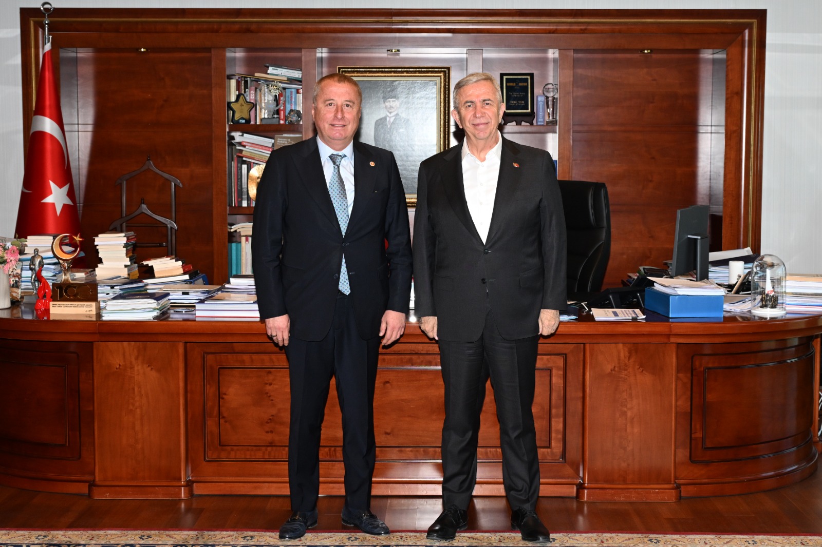 Mi̇lletveki̇li̇ Olgun’dan Mansur Yavaş’a Nezaket Zi̇yareti̇