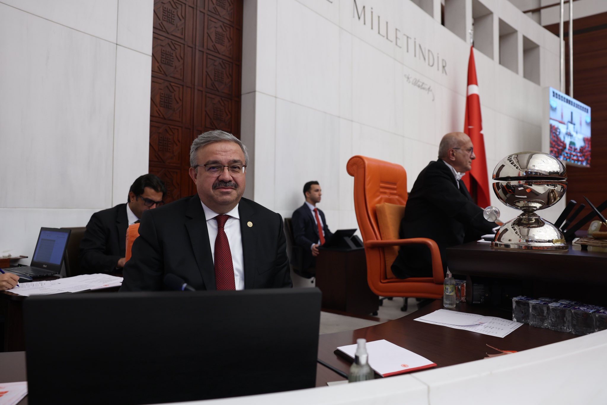 Mi̇lletveki̇li̇ Yurdunuseven, Tbmm Genel Kurulunda İlk Oturumuna Katildi