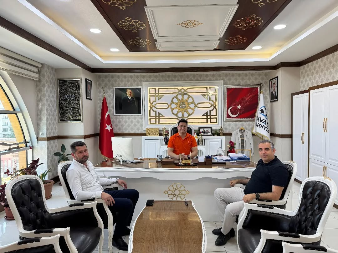 Sgk Müdürü Yilmaz’dan Başkan Aynaci’ya Teşekkür Zi̇yareti̇