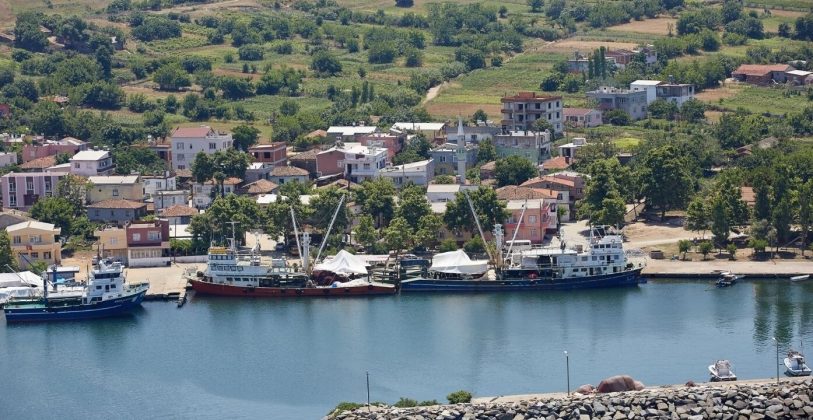 Sokaklari Deniz Kokan Her Kosebasinda Maviyle Bulusan Buyulu Koy. Turkiyede Sakli Kalmis Cennetten Bir Kose 813X420