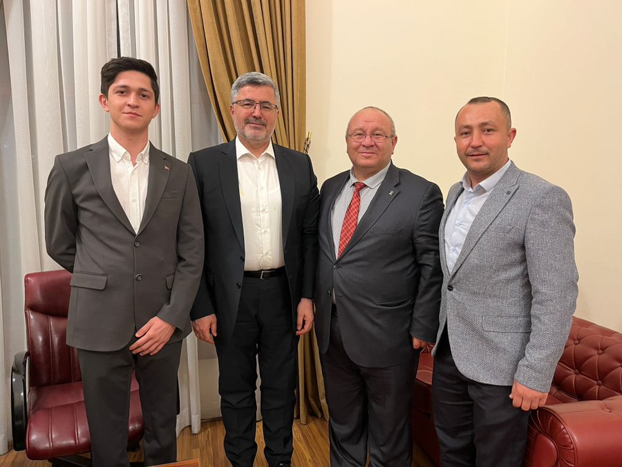 Ak Parti̇li̇ Veki̇llere Tbmm’de Hemşehri̇ Zi̇yareti̇ (2)