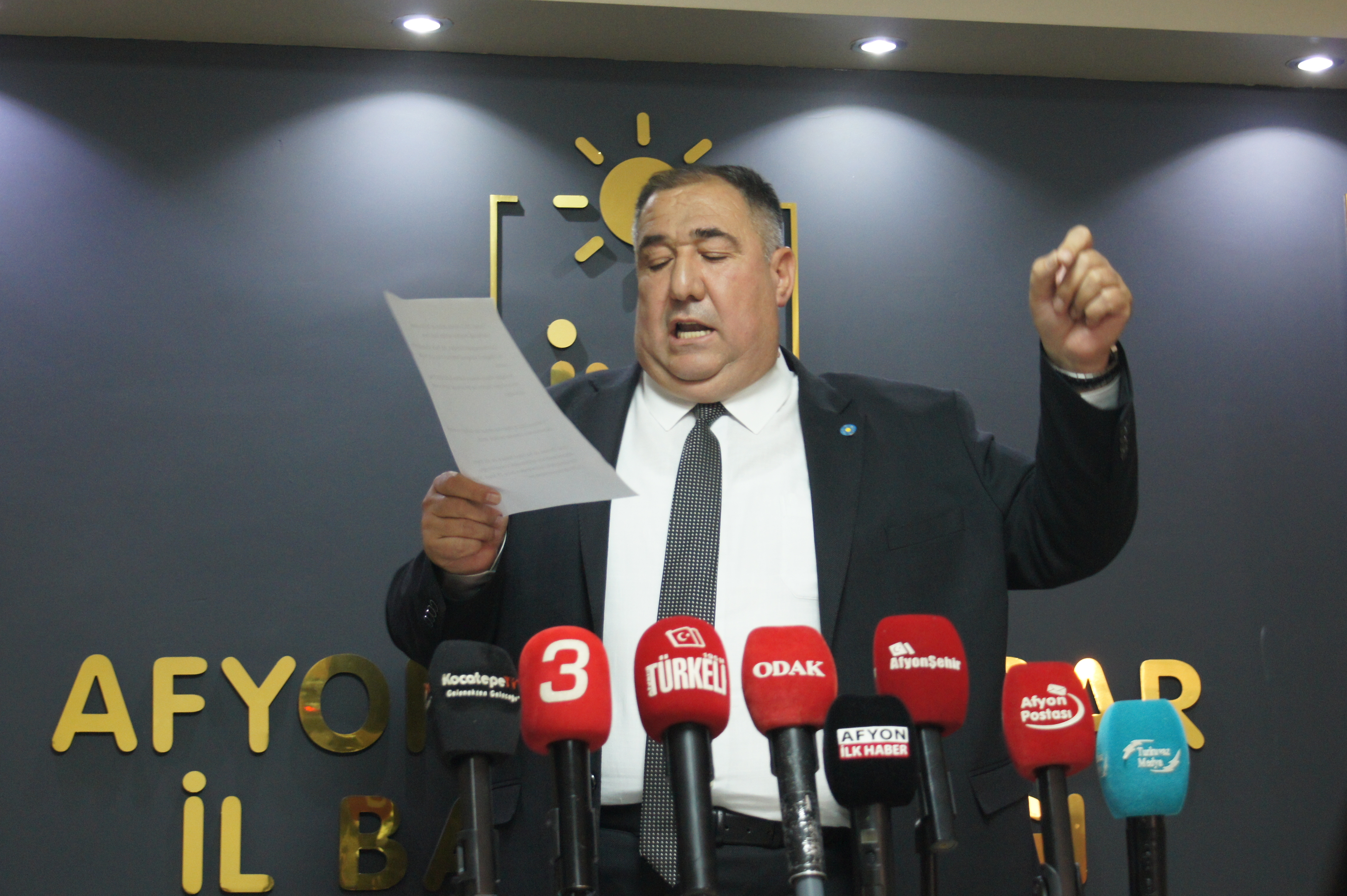 Başkan Mısırlıoğlu’ndan Ak Parti İl Başkanı Şahin’e Sert Sözler (1)