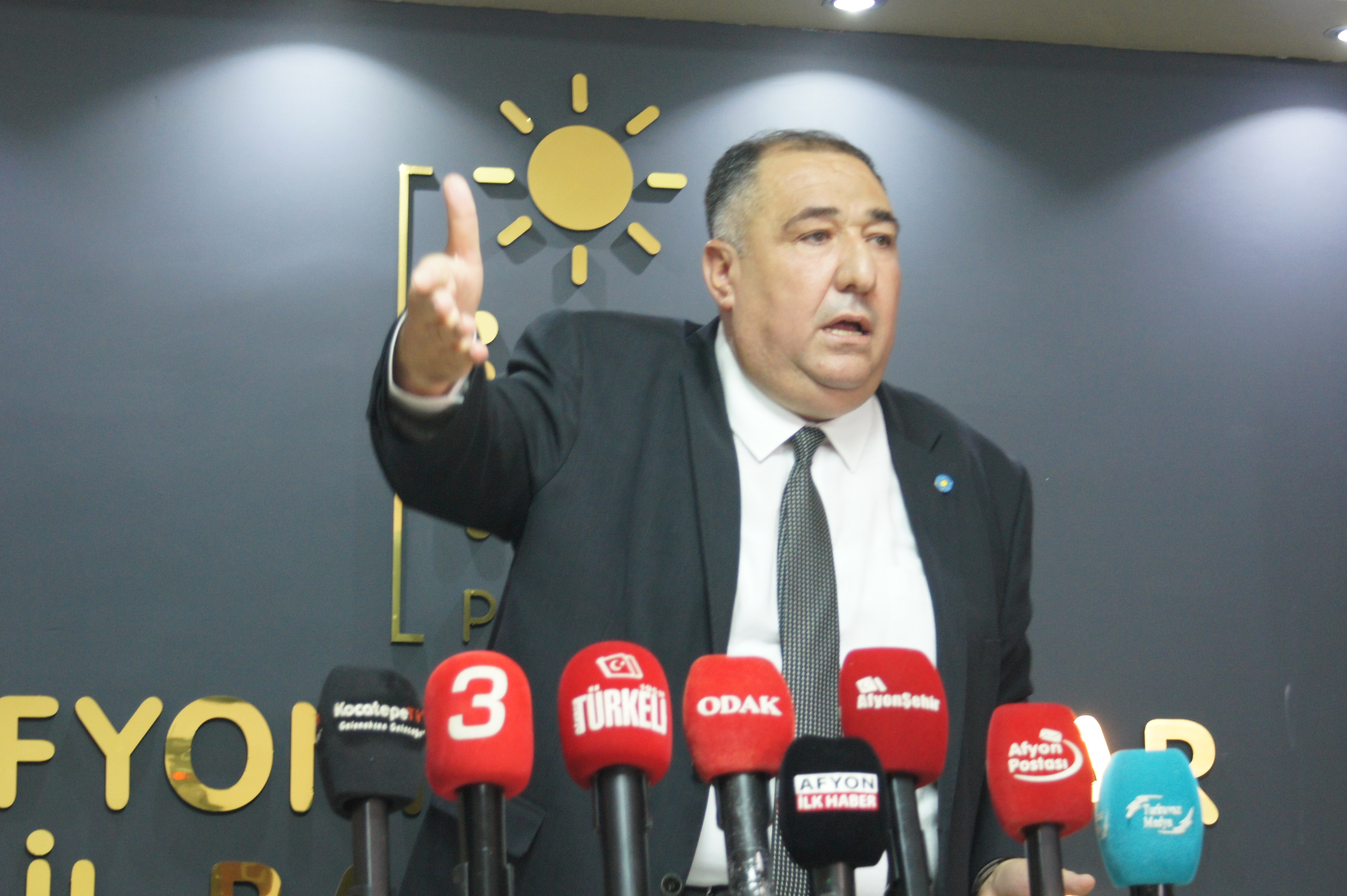 Başkan Mısırlıoğlu’ndan Ak Parti İl Başkanı Şahin’e Sert Sözler (2)