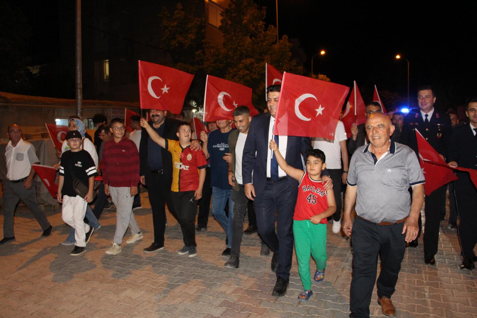 Başmakçi’da 15 Temmuz Şehi̇tleri̇ Mevli̇d Ve Törenle Anildi (1)