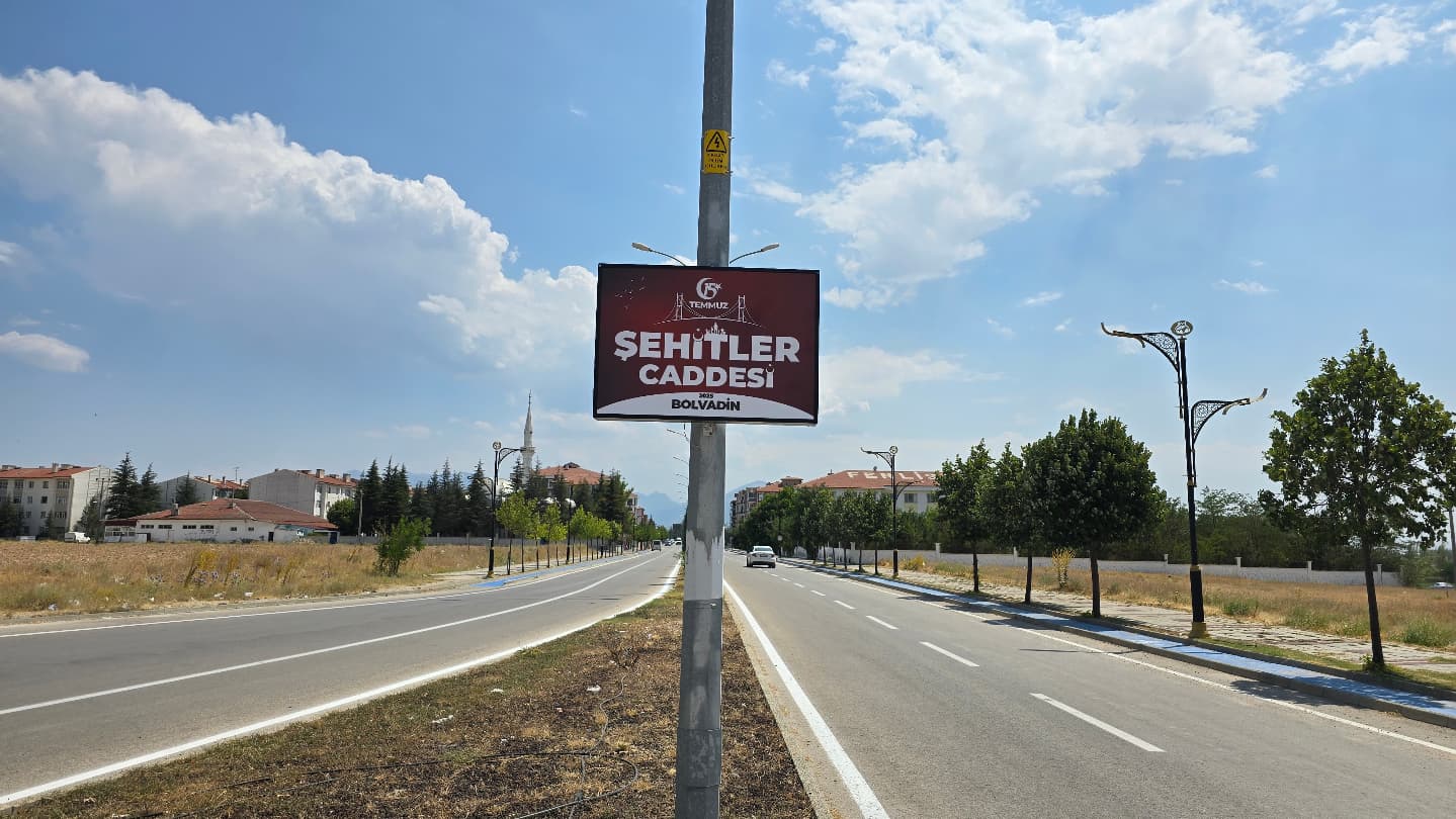 Bolvadi̇n’de Caddelere Vefa2