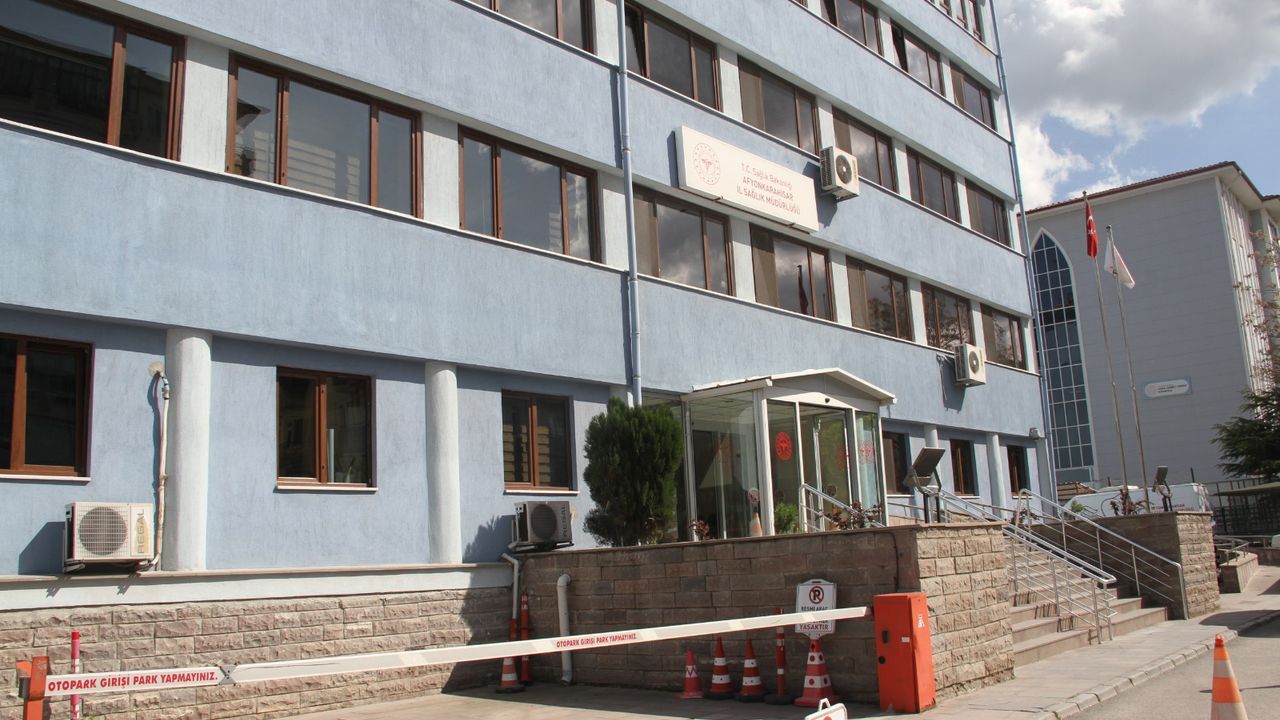 İl Sağlik Müdürlüğü Afyonlu Vatandaşlari Uyardi