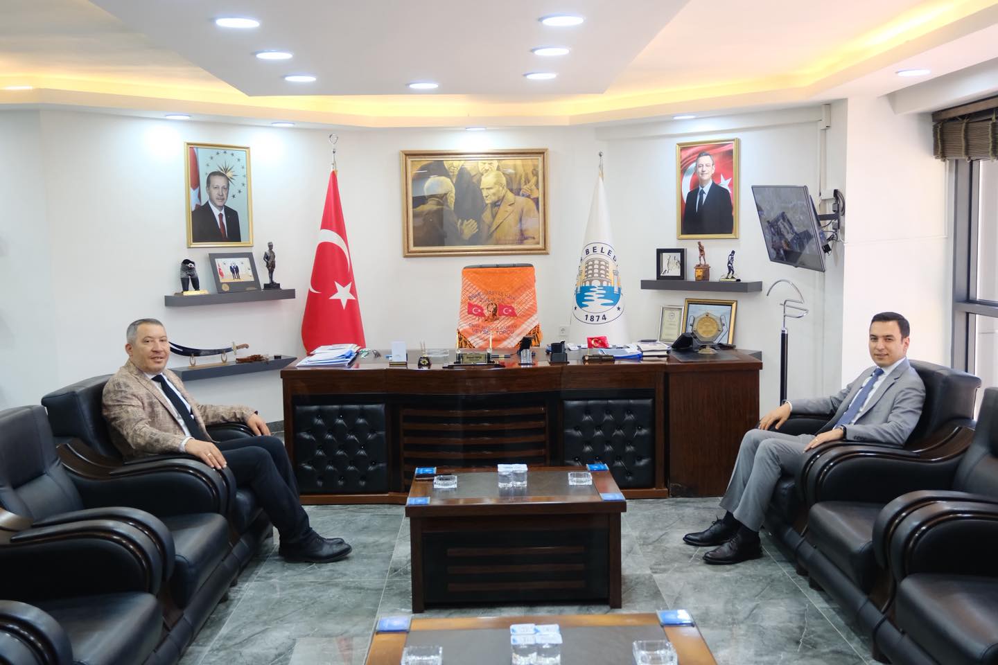 Kaymakam Uğuz'dan Başkan Topçu’ya İade İ Zi̇yaret (4)