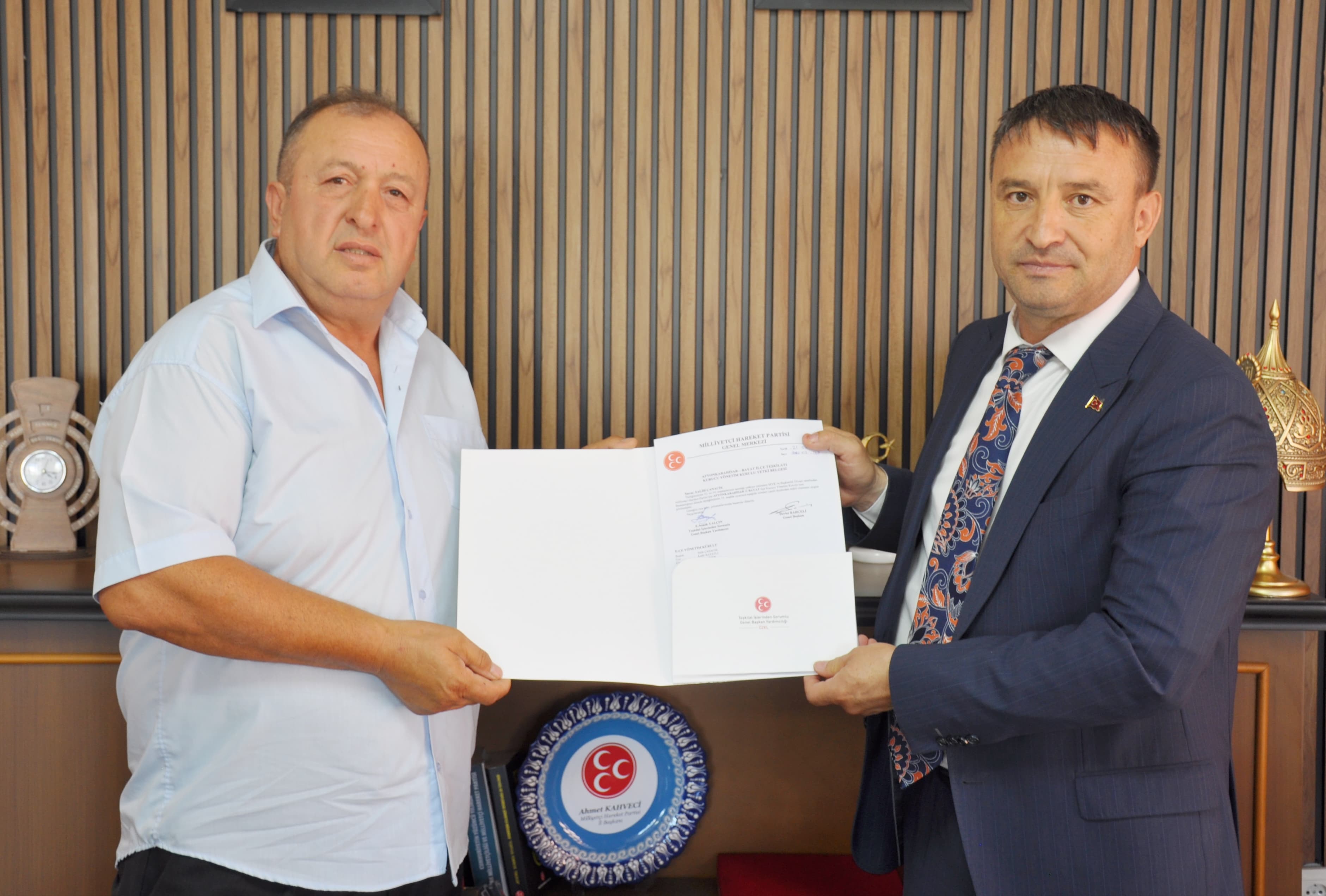 Mhp Afyon Teşki̇latinda Üç İlçede Bayrak Deği̇şi̇mi̇ (2)