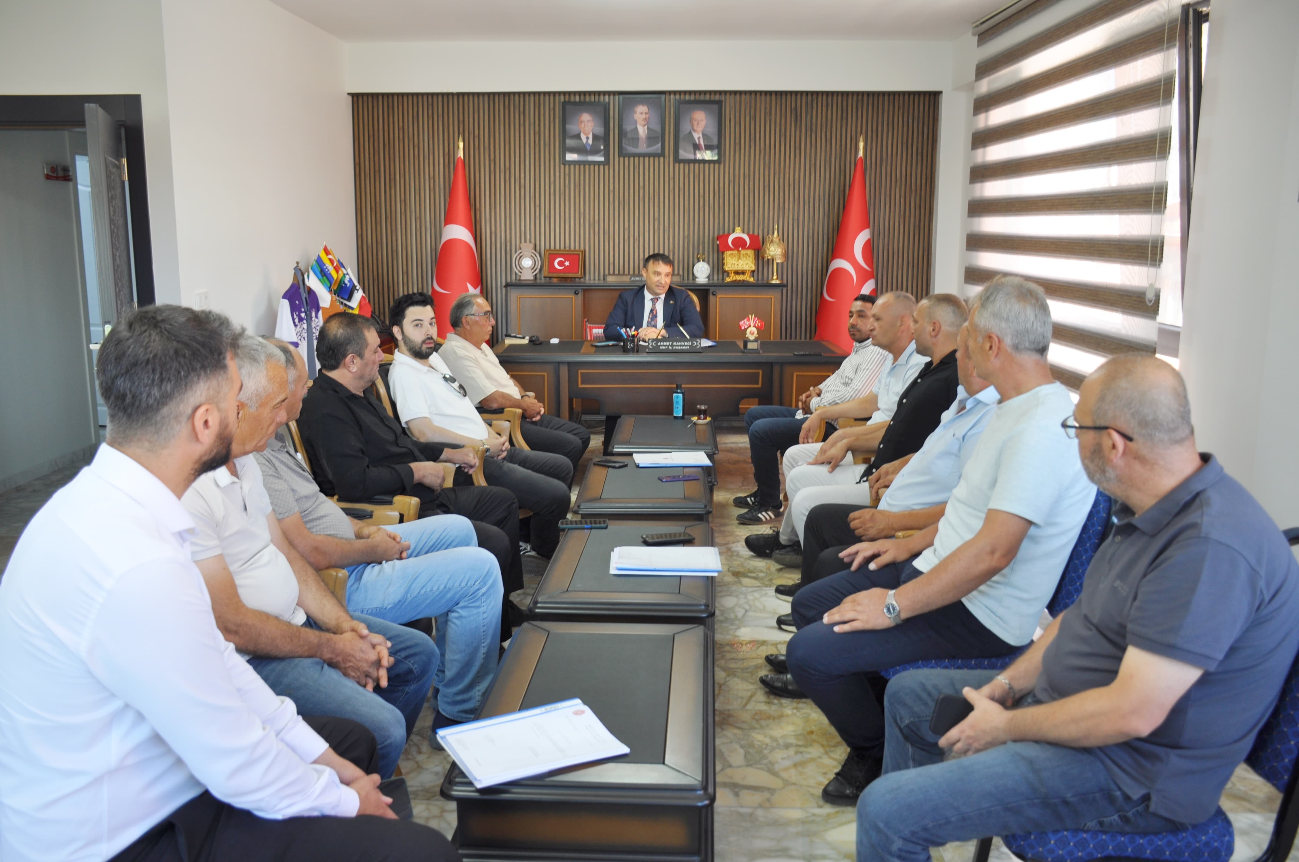 Mhp Afyon Teşki̇latinda Üç İlçede Bayrak Deği̇şi̇mi̇ (7)