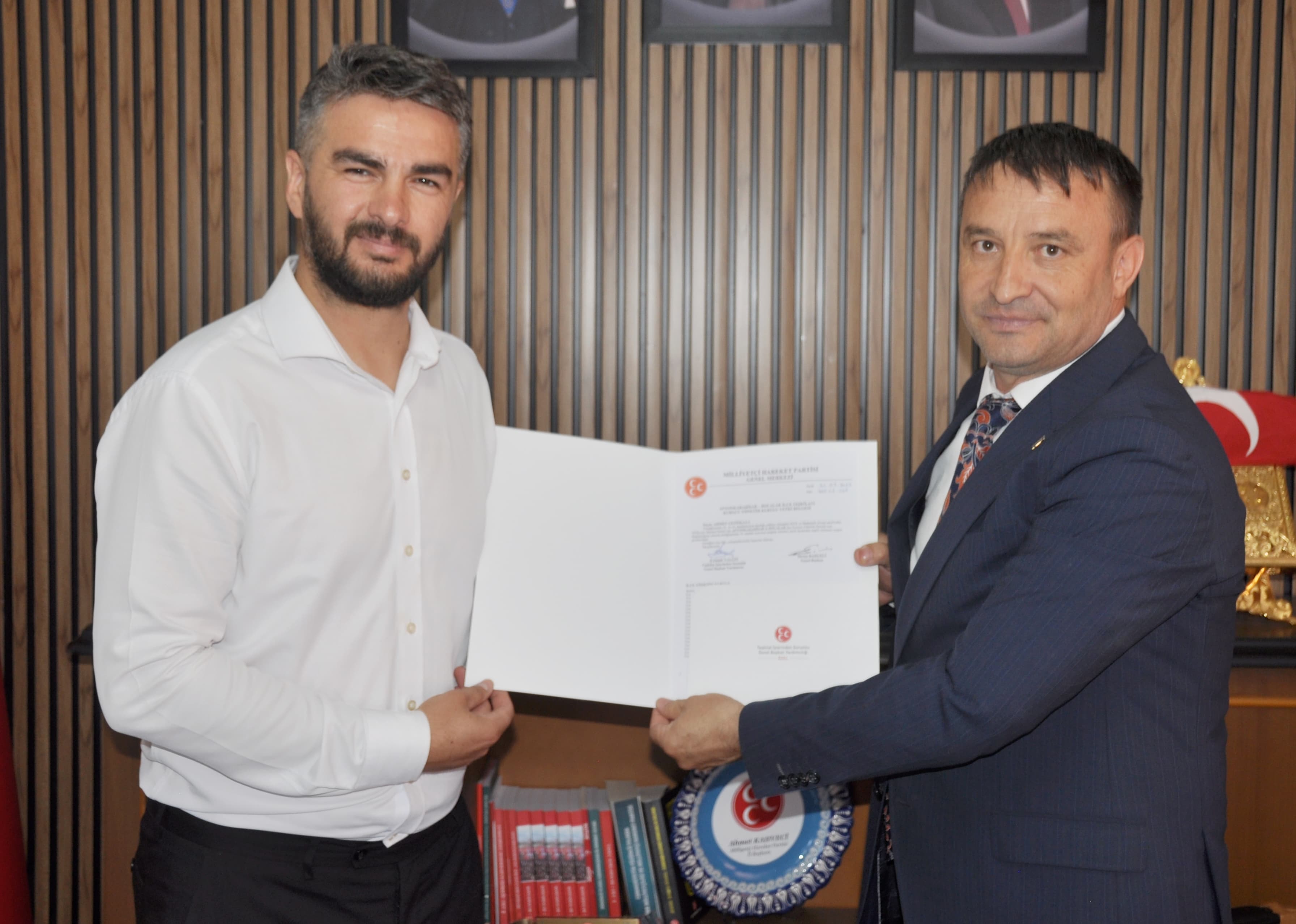 Mhp Afyon Teşki̇latinda Üç İlçede Bayrak Deği̇şi̇mi̇ (8)