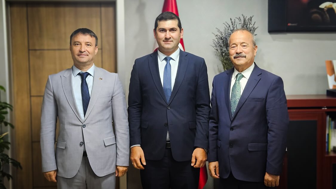Mi̇lletveki̇li̇ Taytak’tan Sgk İl Müdürüne Zi̇yaret (2)