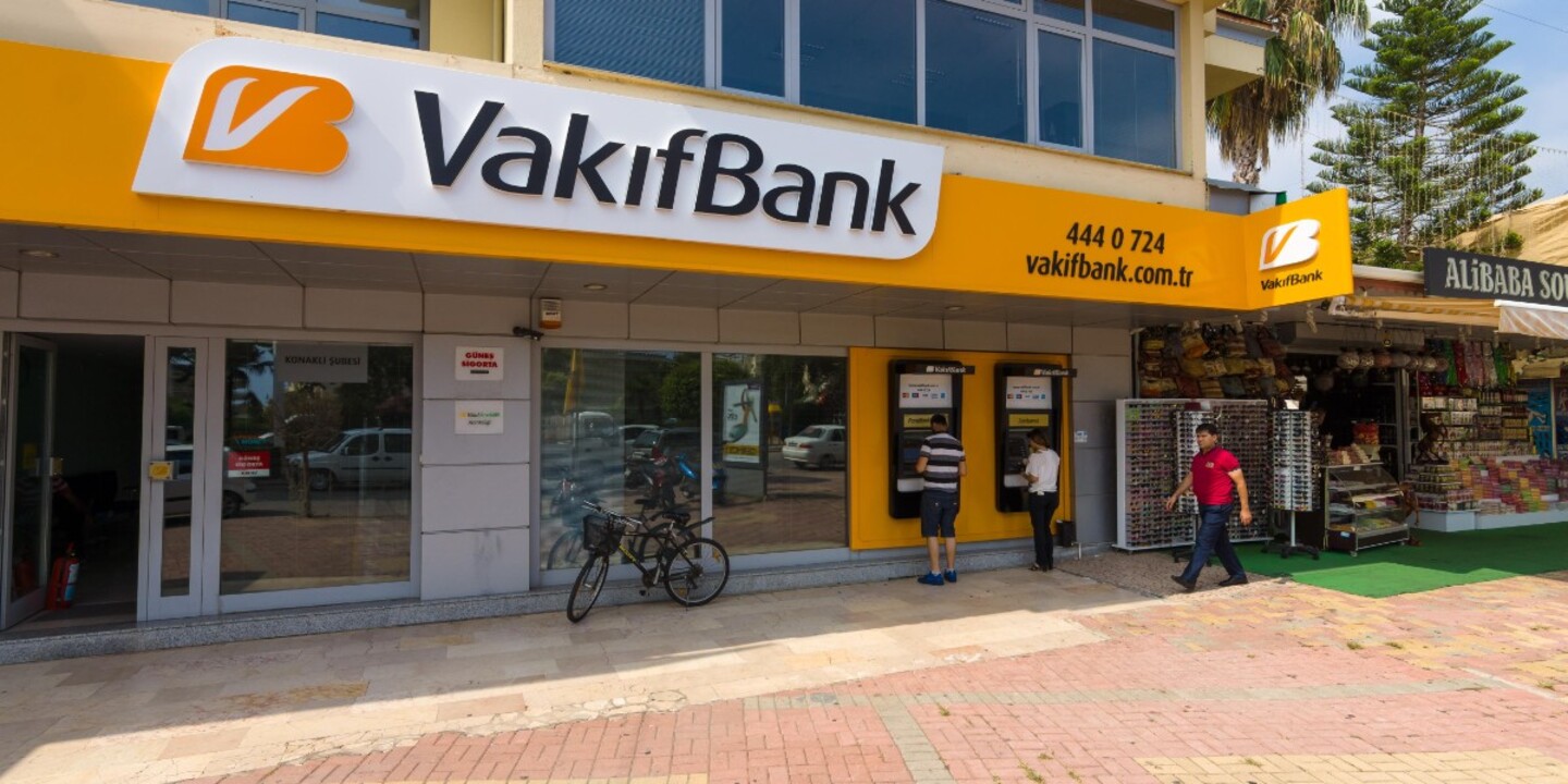 Milyonlara Derin Nefes Borcu Olanlara Buyuk Surpriz O Banka Bombayi Patlatti Icradaki Borclari Tek Kalemde Sildi