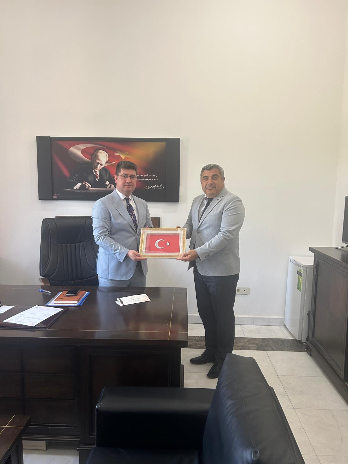 Müdür Sünnetci̇’den Hayirli Olsun Zi̇yareti̇
