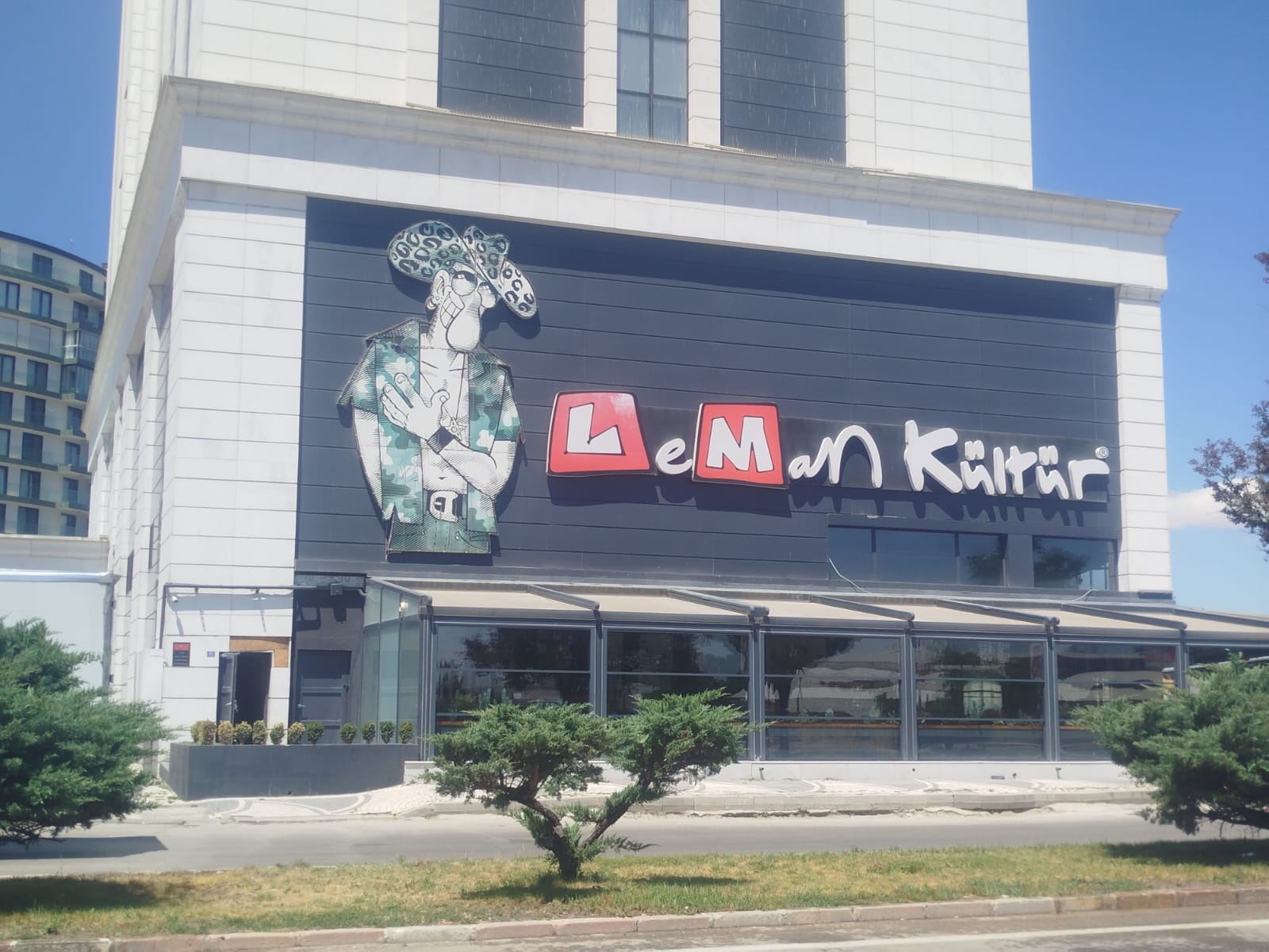 Müslüman Mahallesi̇nde Leman İstemi̇yoruz 1111