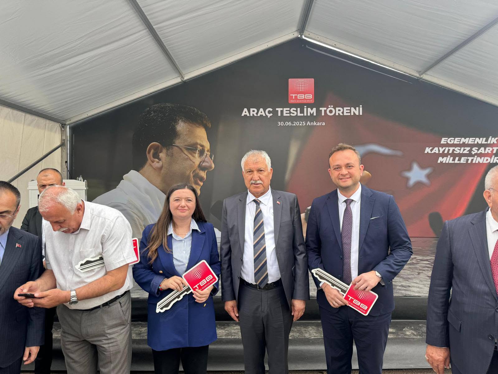 O Belediyeye Hibe Araç Desteği (3)