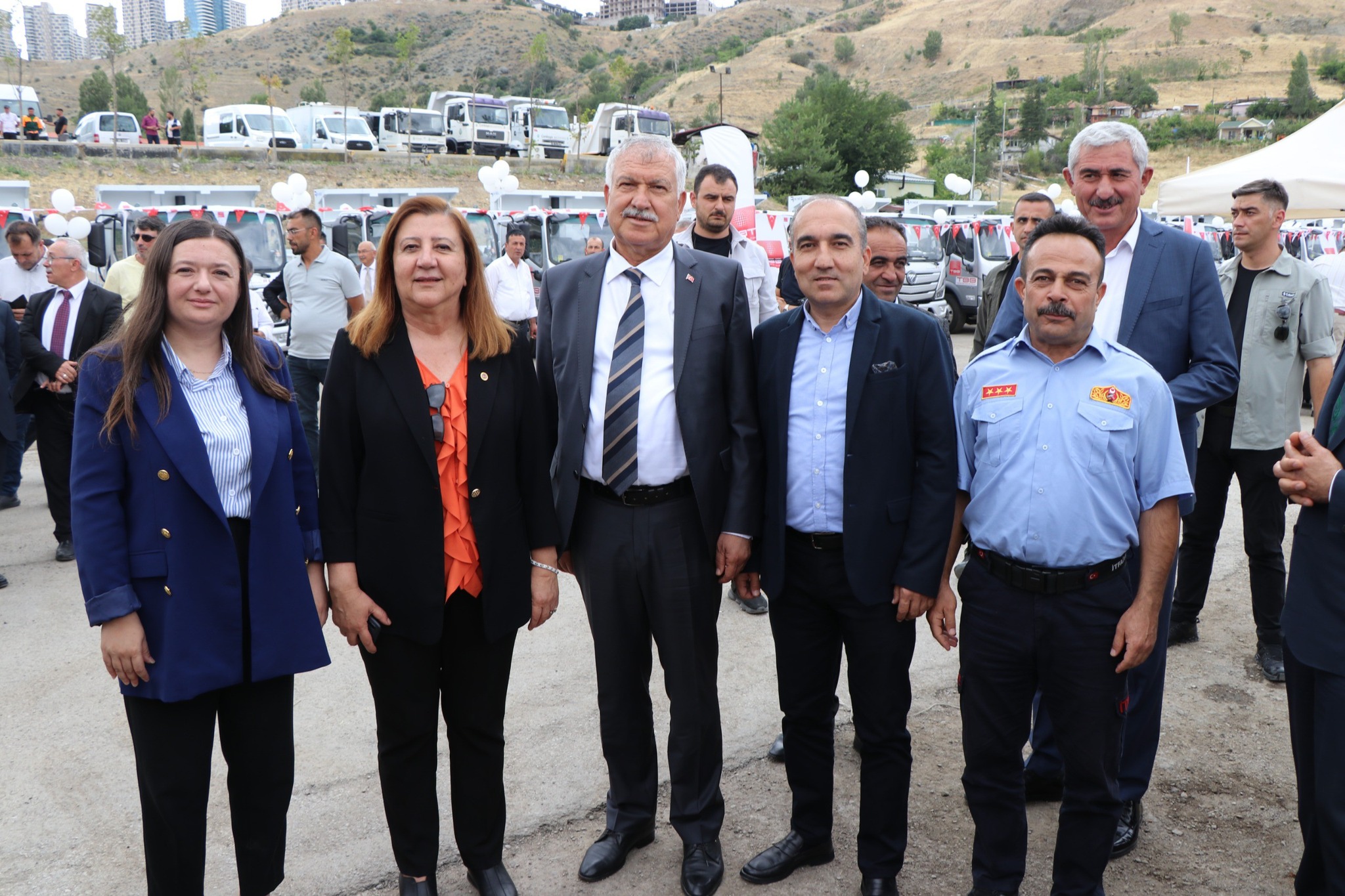 O Belediyeye Hibe Araç Desteği (4)