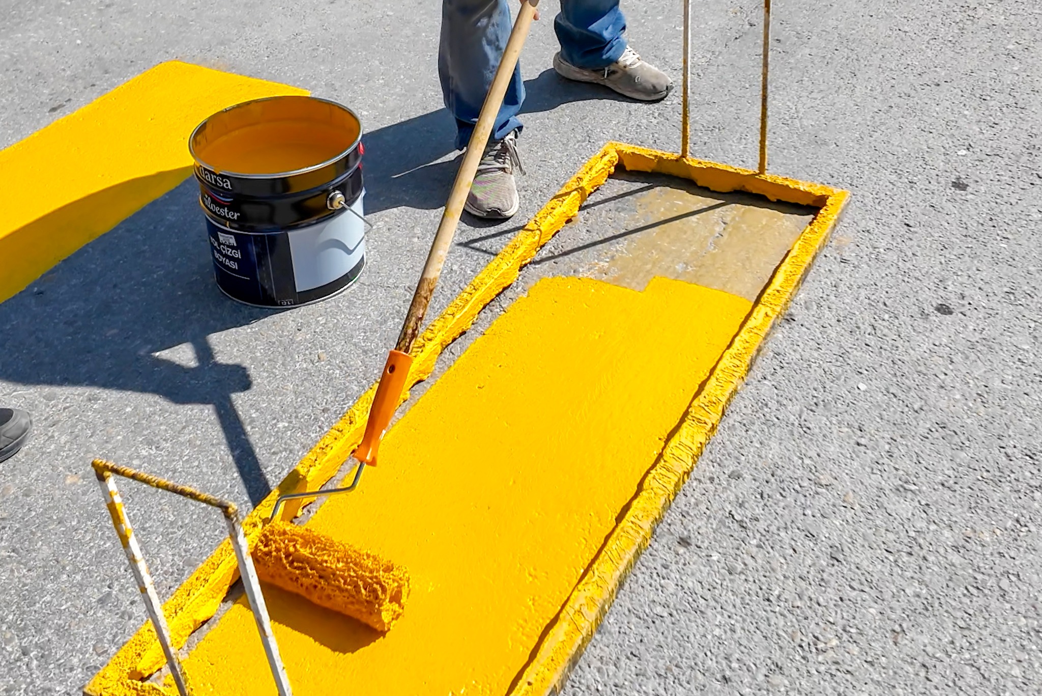 Sandıklı’da Trafikte Görünürlük Arttı Çizgiler Yenilendi (1)