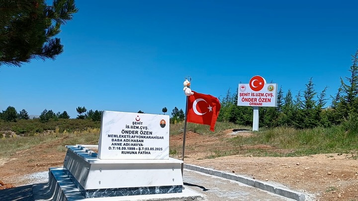 Şehi̇t İçi̇n Vali̇ Yi̇ği̇tbaşi İstedi̇, Kaymakam Yeri̇ne Geti̇rdi̇ 2