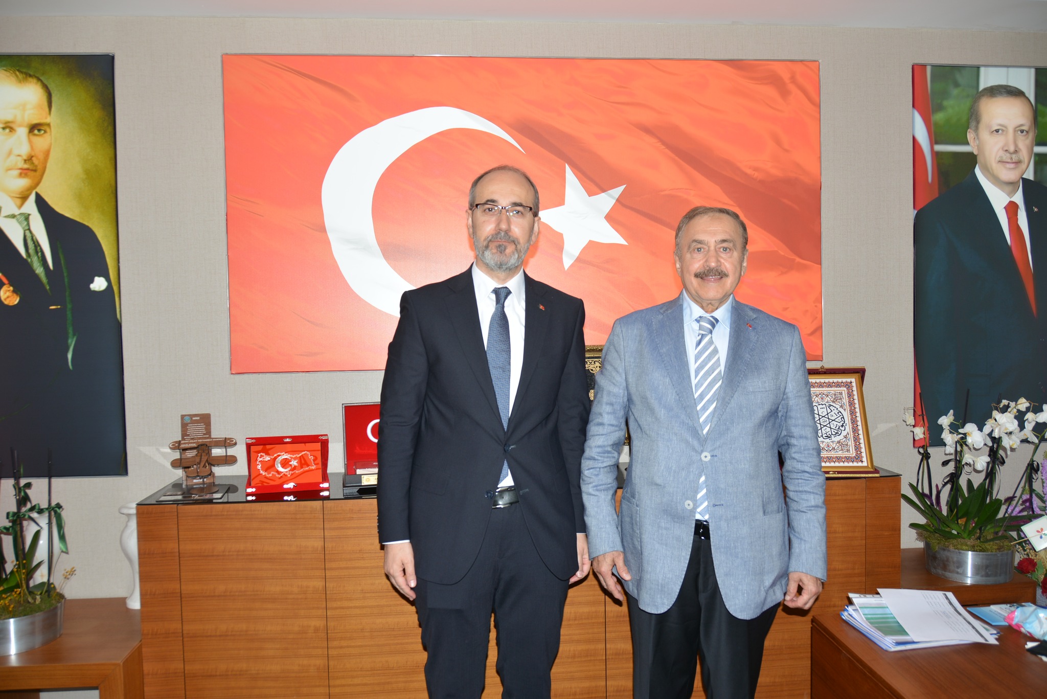 Veysel Eroğlu, Yeni Müdürü Neden Ziyaret Etti 1