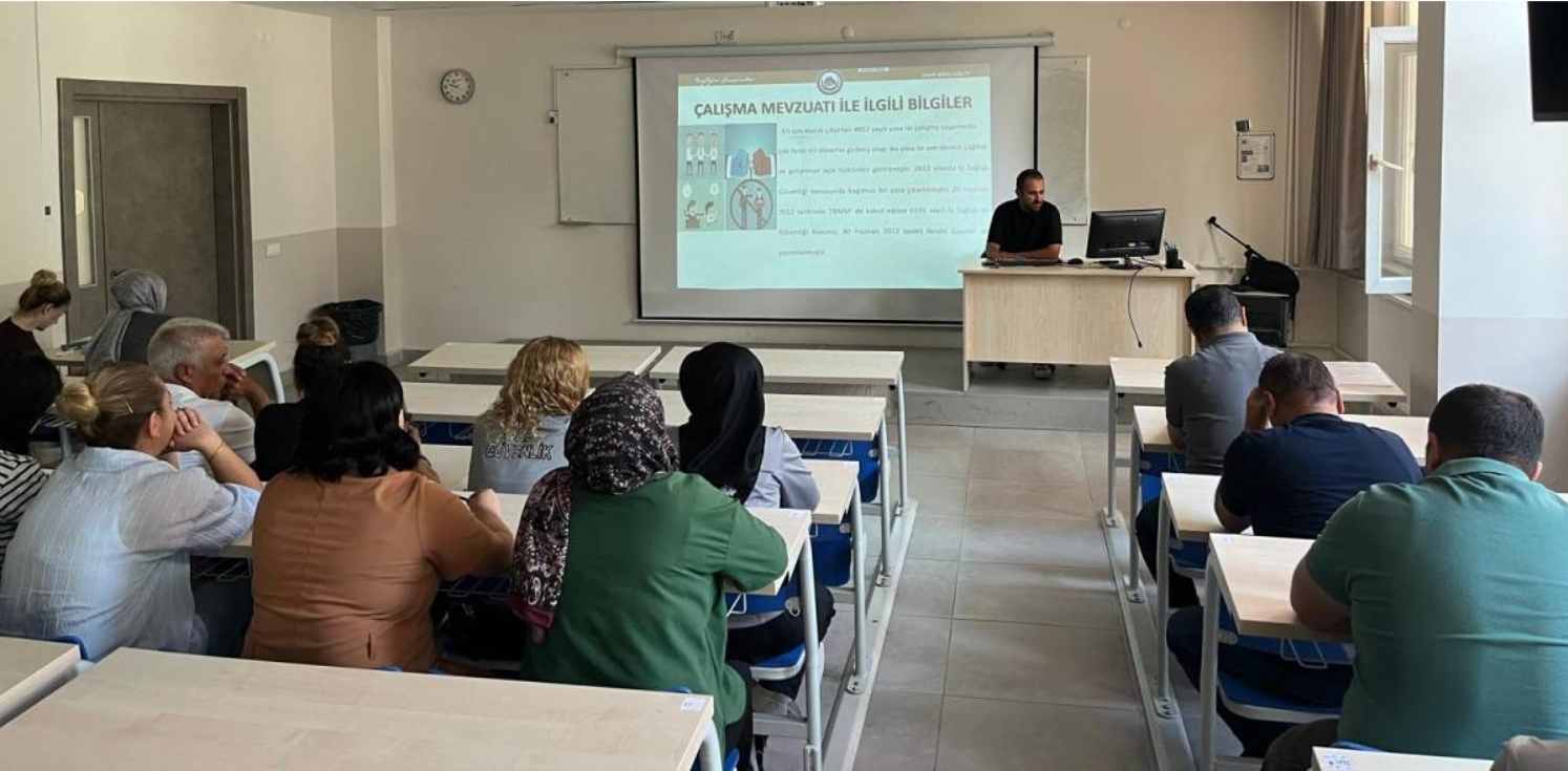 Afsü Personeli̇ne İş Sağliği Ve Güvenli̇ği̇ Eği̇ti̇mi̇ (2)
