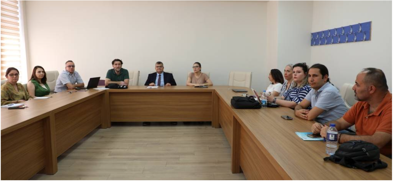 Afsü’de Araştirma Ve Geli̇şti̇rme Toplantisi Yapildi (1)-1