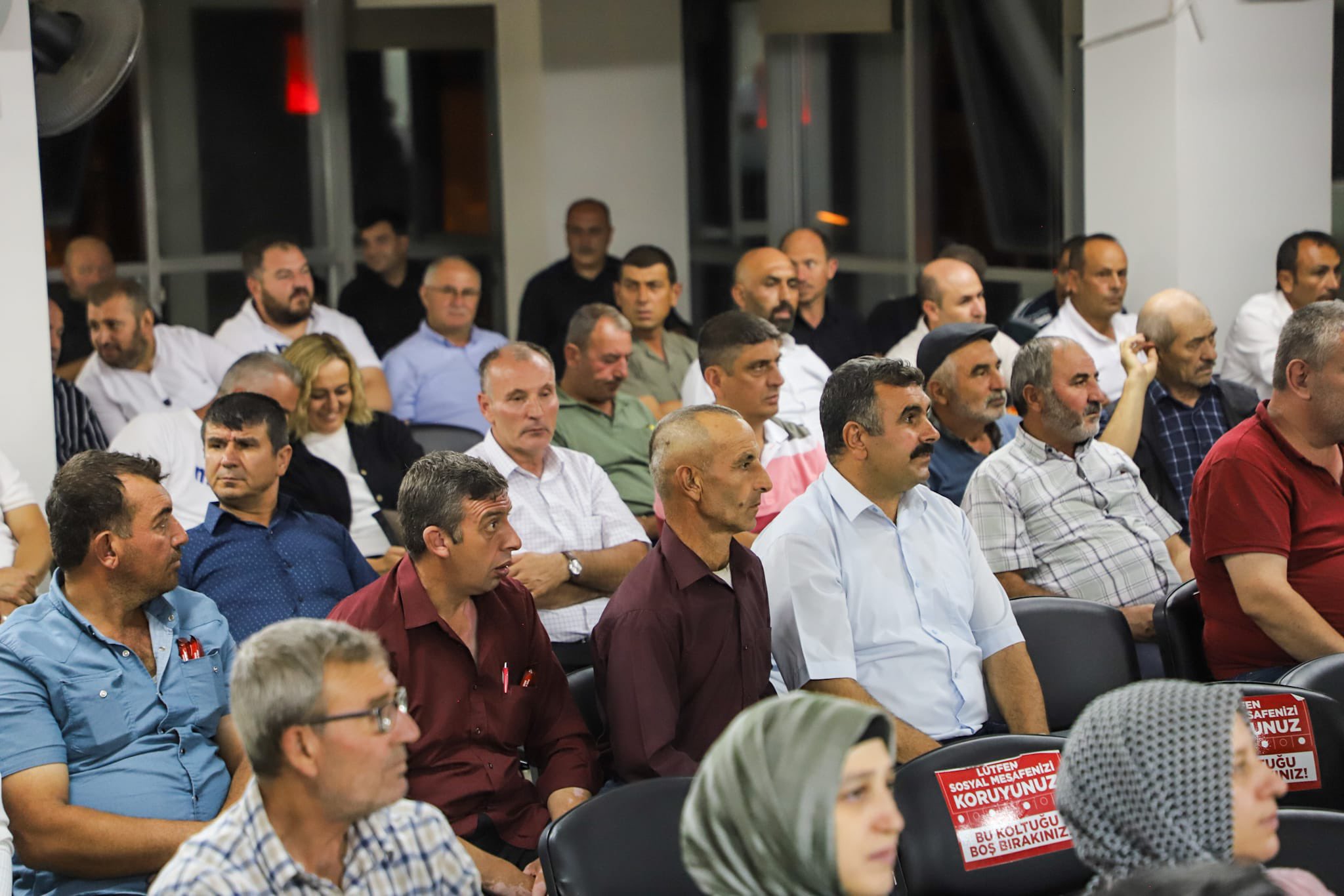 Ak Parti̇’de Merkez İlçe Danişma Mecli̇si̇ Yoğun Katilimla Gerçekleşti̇ (2)