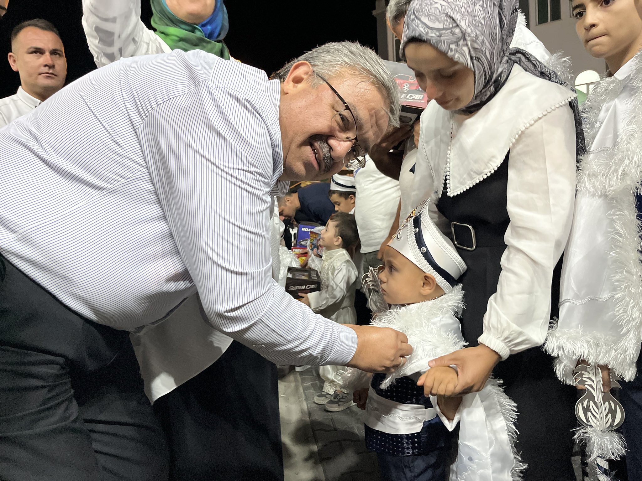 Ak Parti̇’ni̇n 24. Yili, 24 Çocuğun Sevi̇nci̇ne Ortak Oldu (1)