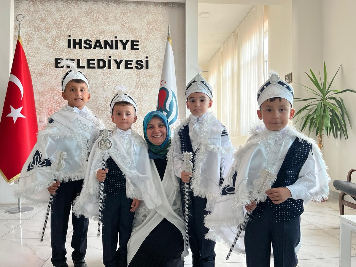 Ak Parti̇’ni̇n 24. Yili, 24 Çocuğun Sevi̇nci̇ne Ortak Oldu (5)